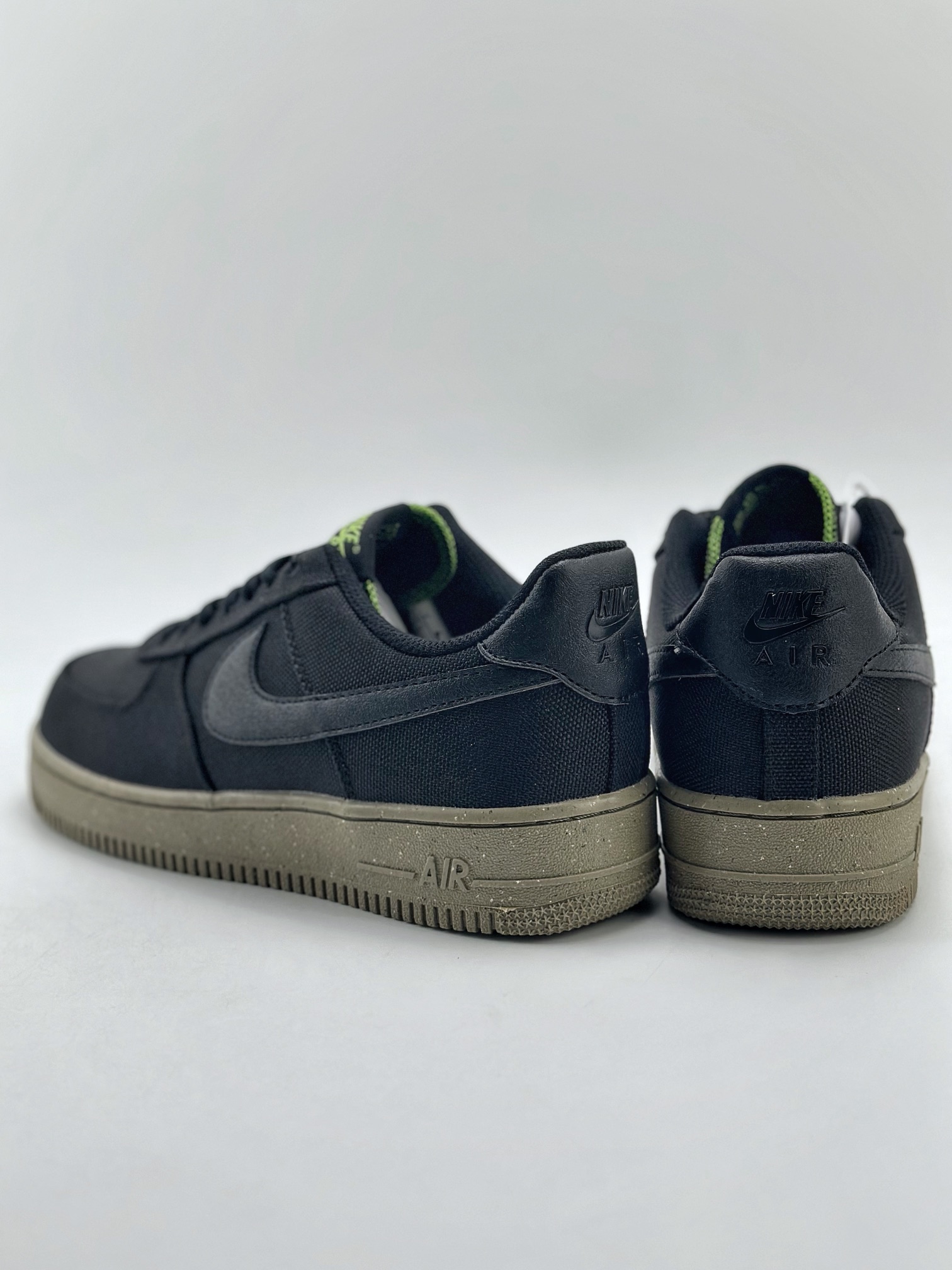 200 Nike Air Force 1 Low 07 黑布 FJ4160-001