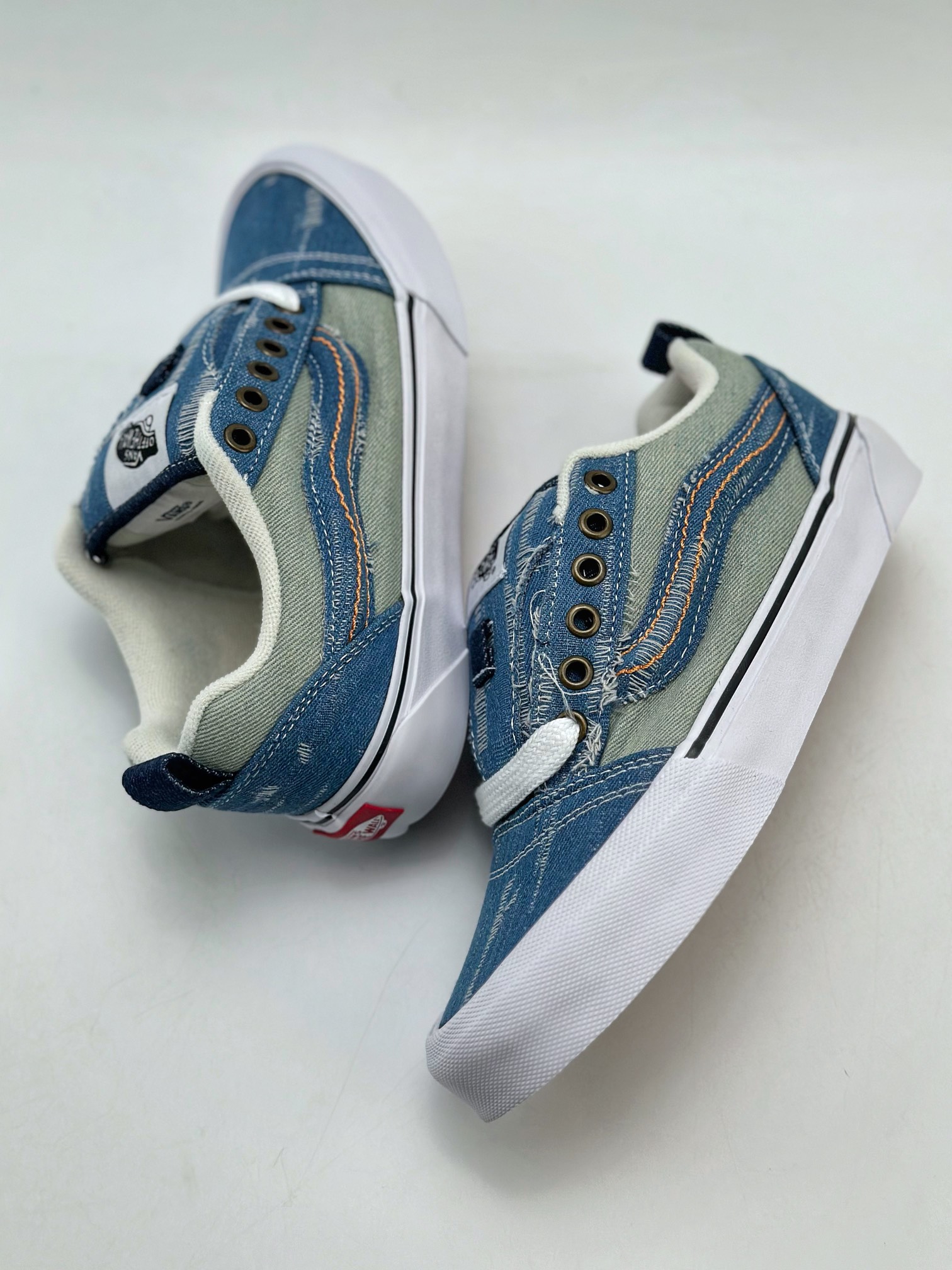 150   Vans knu skool 蓝色水洗牛仔布 男女低帮休闲鞋做旧撕裂胖胖面包鞋