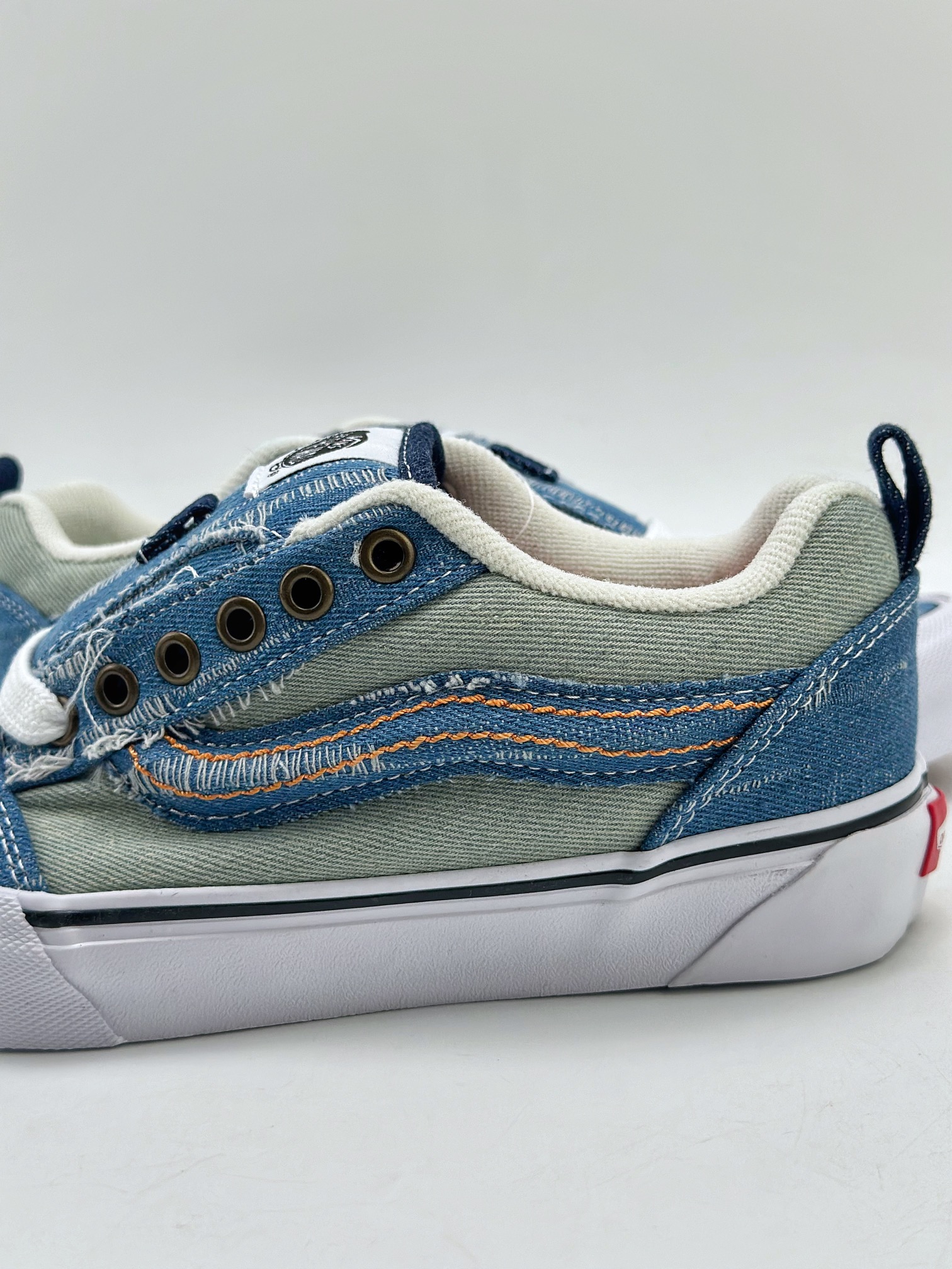 150   Vans knu skool 蓝色水洗牛仔布 男女低帮休闲鞋做旧撕裂胖胖面包鞋