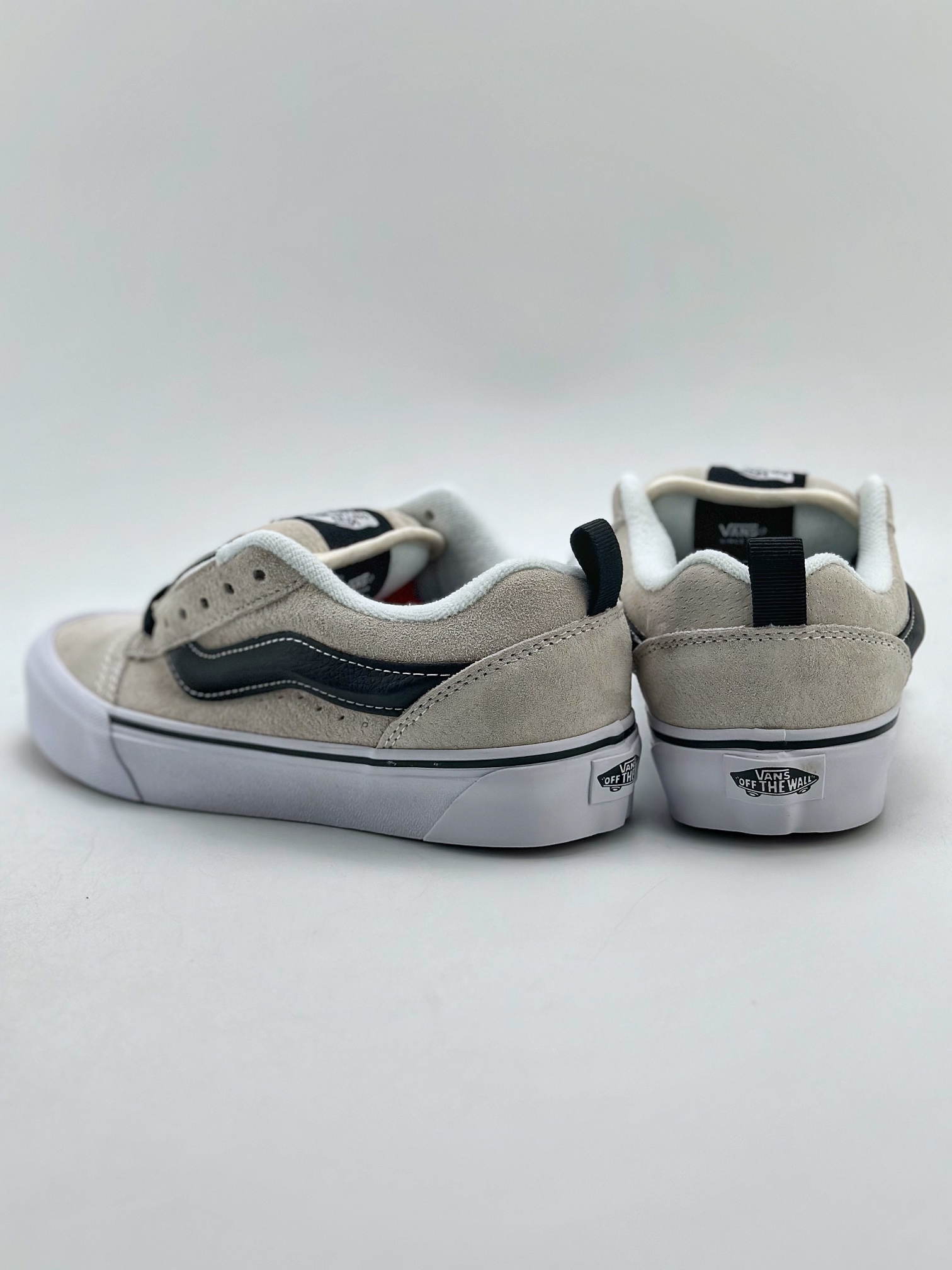 150 Vans Classics Knu Skool 范斯官方