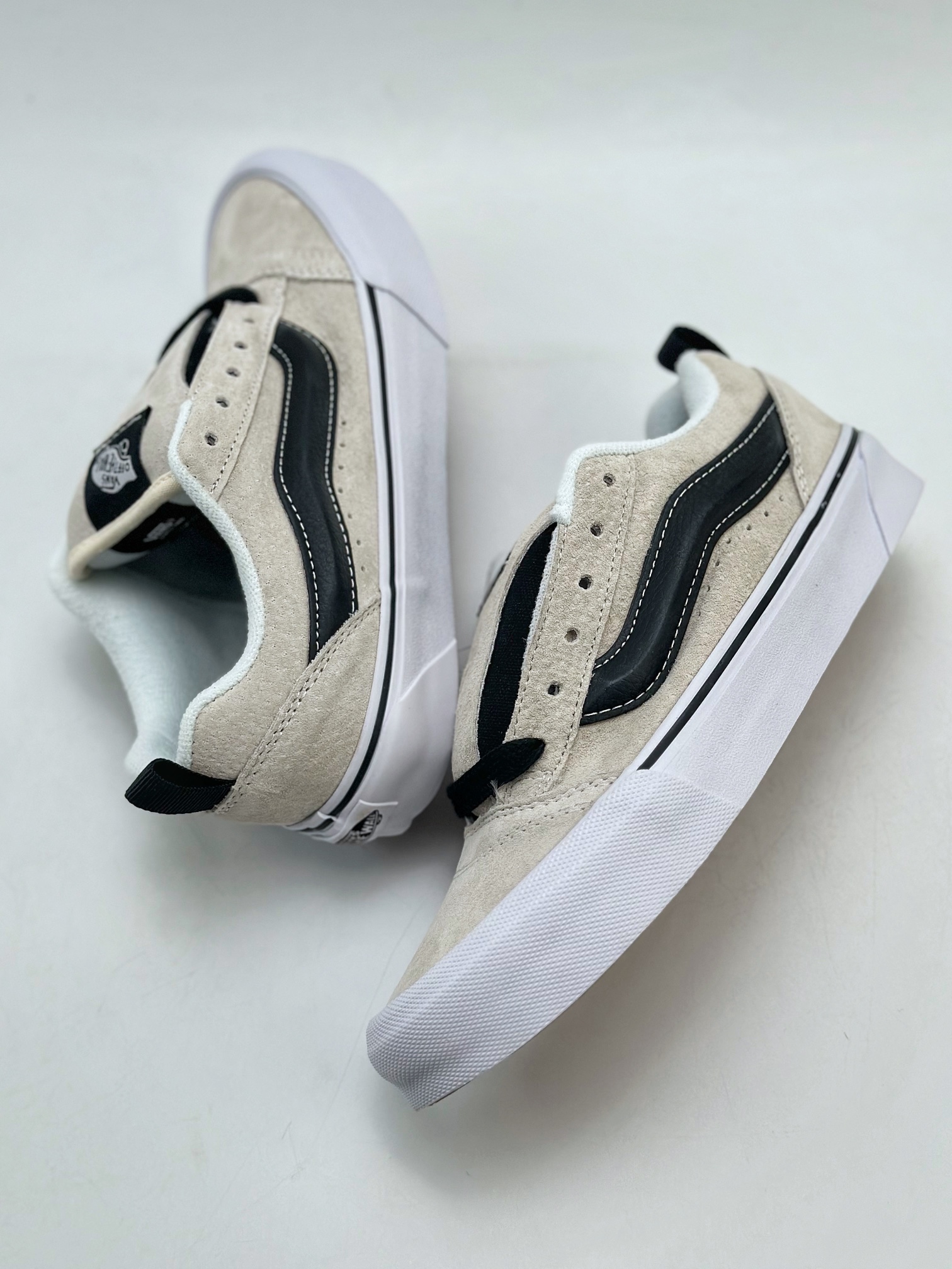 150 Vans Classics Knu Skool 范斯官方