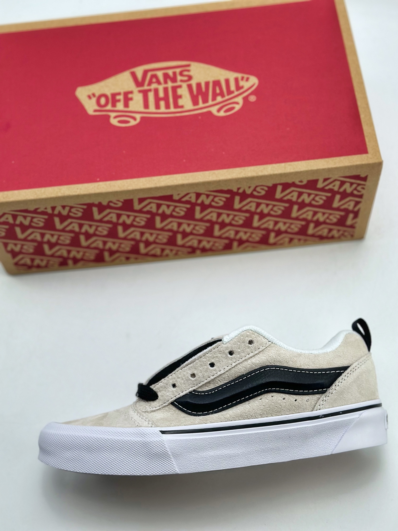 150 Vans Classics Knu Skool 范斯官方