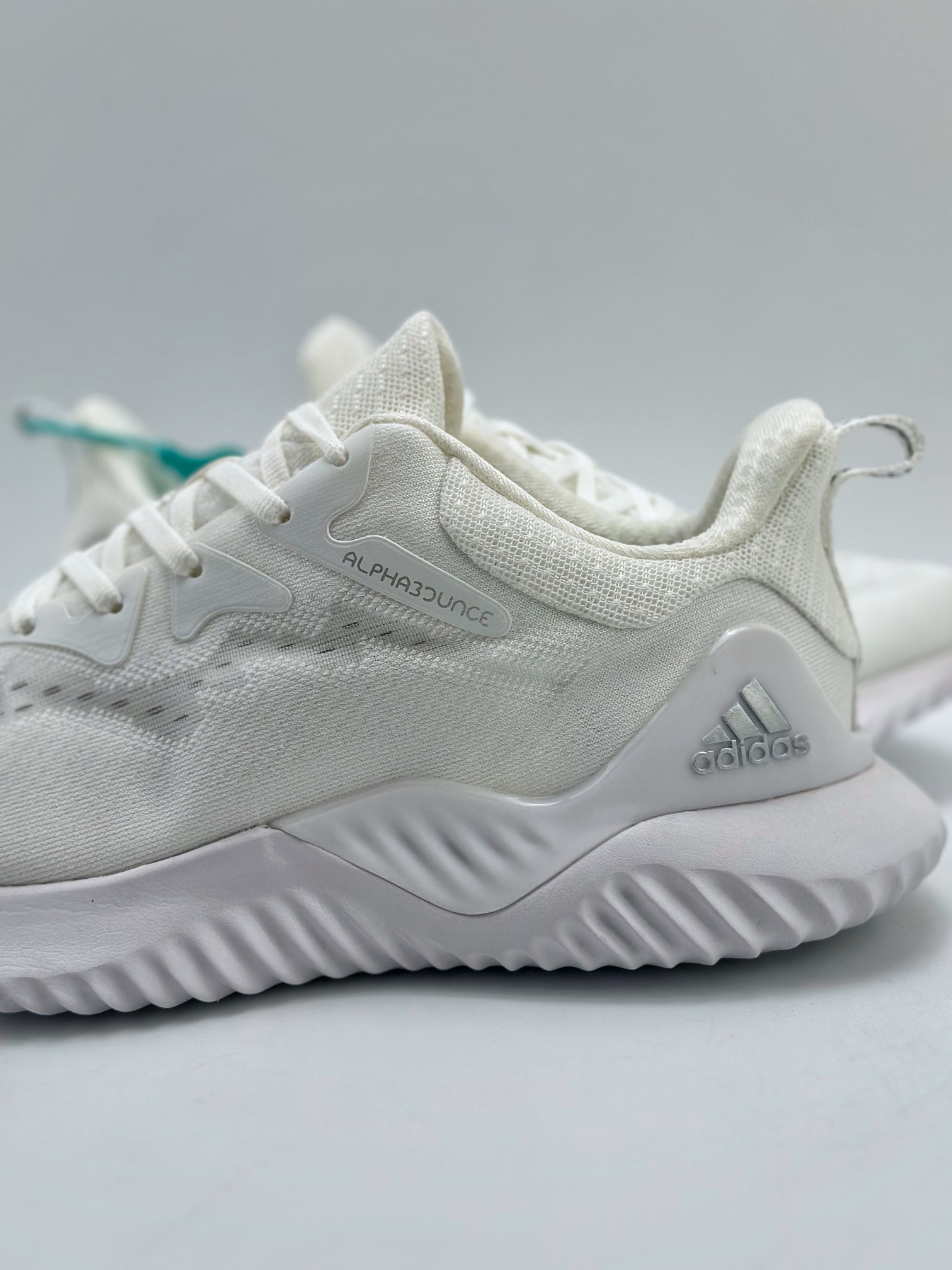 AlphaBounce Beyond M 阿尔法 休闲跑步鞋 CG4364