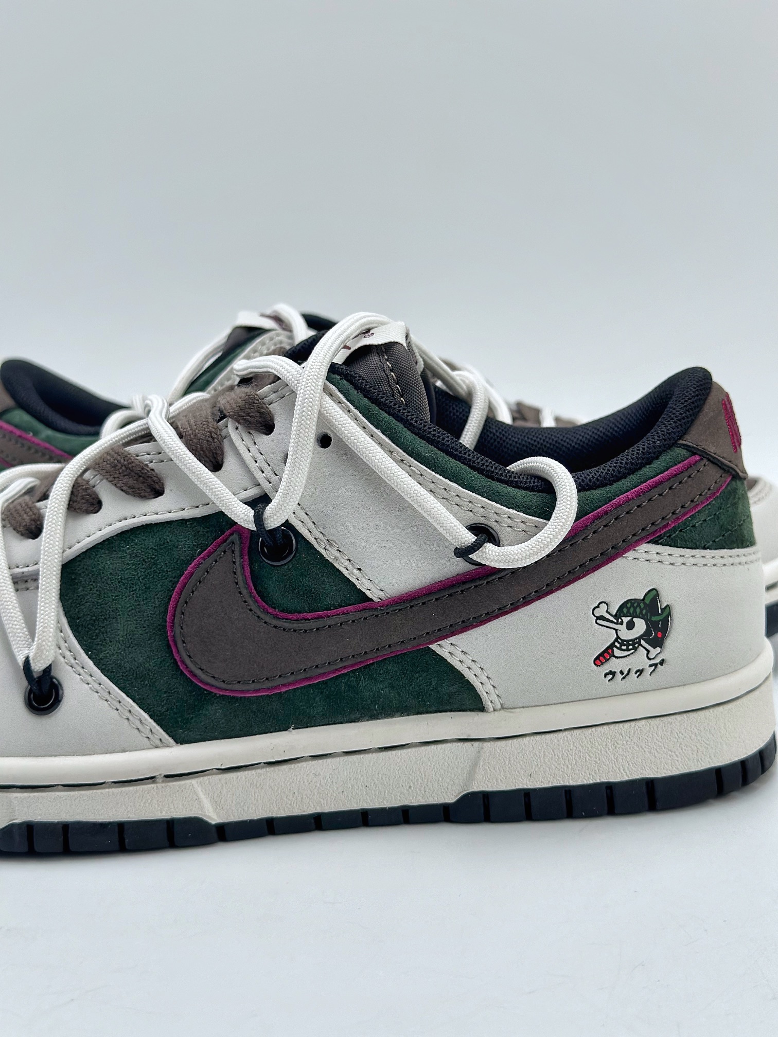 300 Nike SB Dunk Low x Otomo Katsuhiro 大友克洋联名 CT0856-102