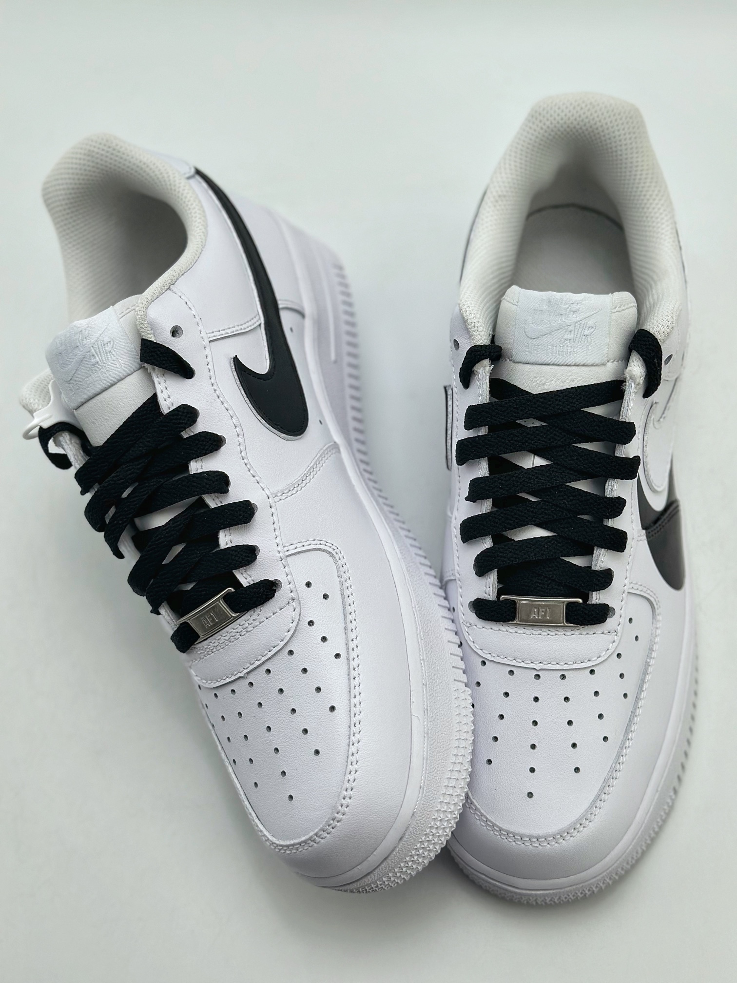 200 Nike Air Force 1 Low 07 轨迹 小白鞋 BBL 白黑 DD8959-100