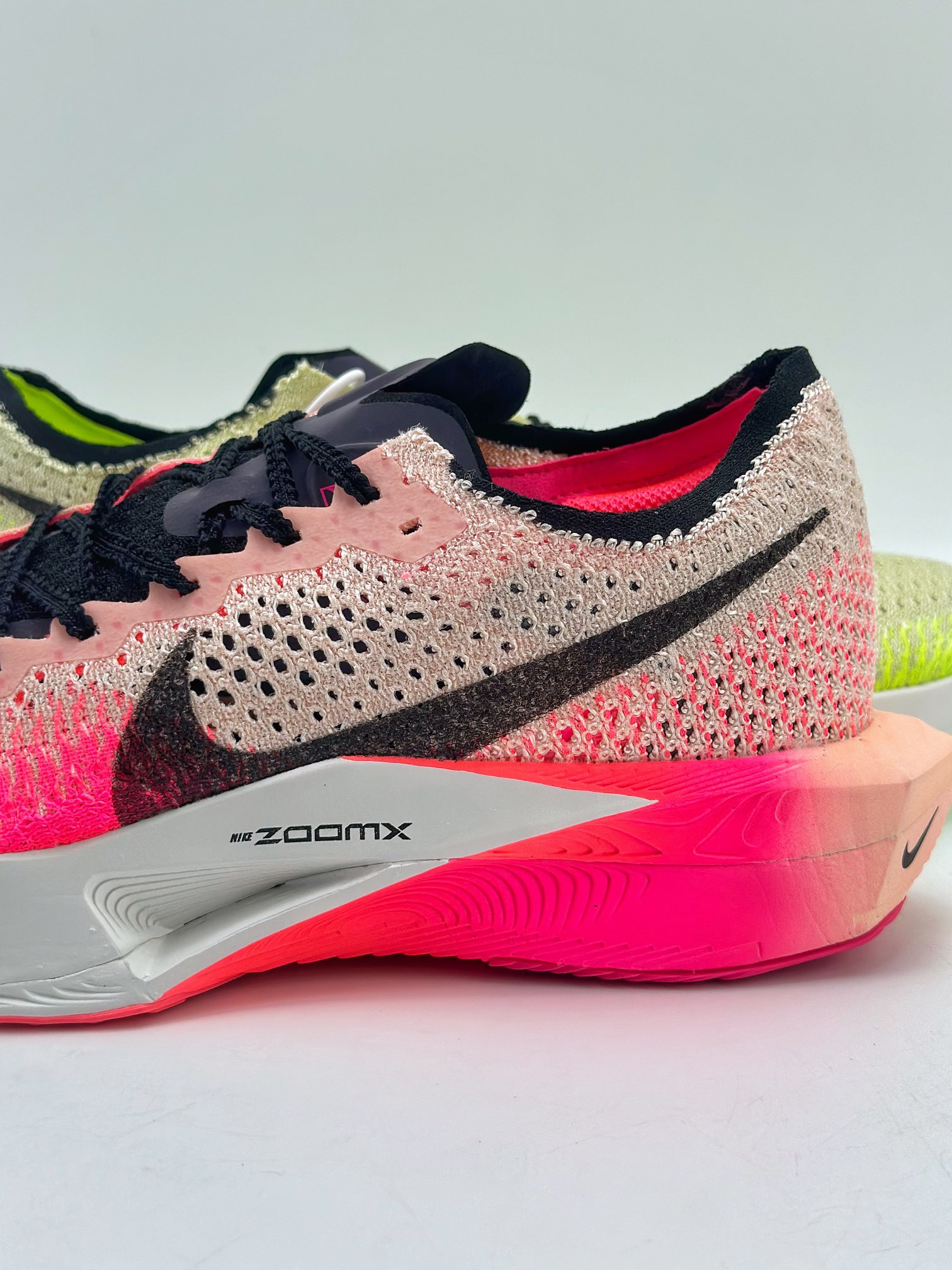 350 Nike ZoomX Vaporfly 减震马拉松跑步鞋 FQ8109-331