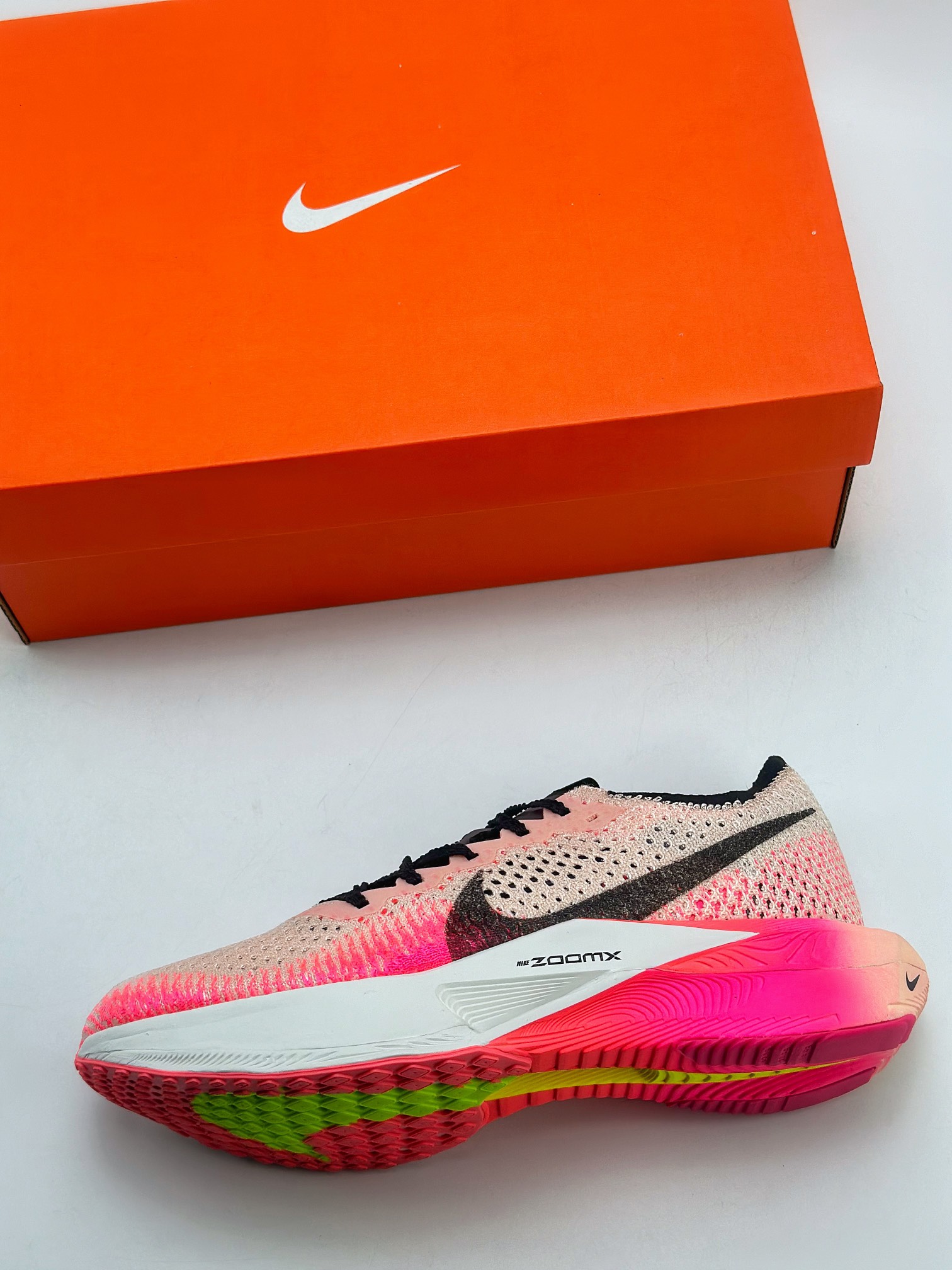 350 Nike ZoomX Vaporfly 减震马拉松跑步鞋 FQ8109-331