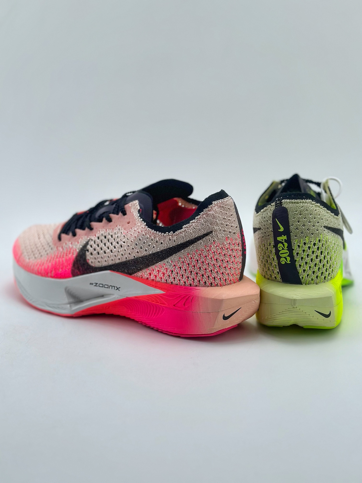 350 Nike ZoomX Vaporfly 减震马拉松跑步鞋 FQ8109-331