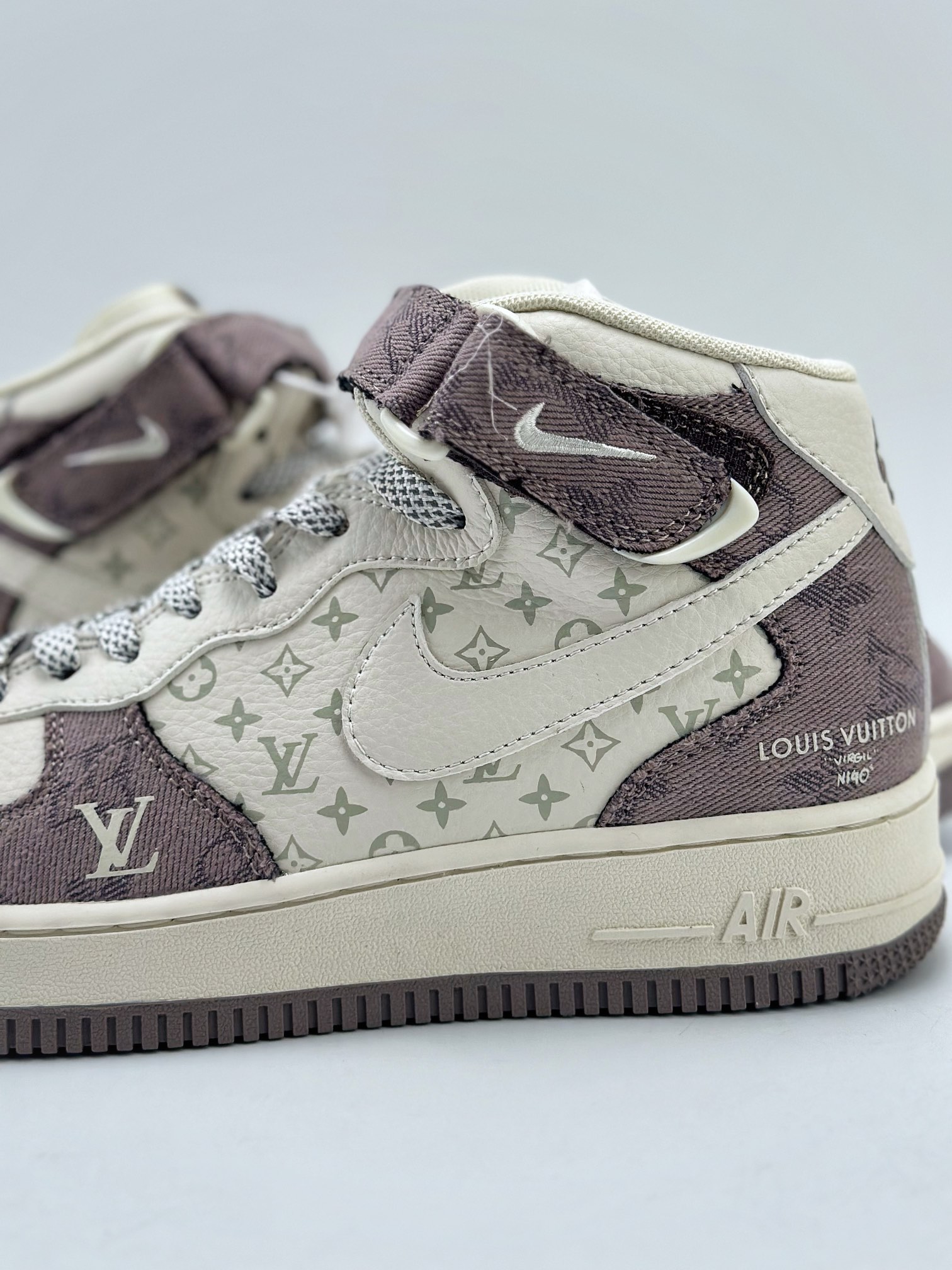 280 Nike Air Force 1 Mid 07 x Louis Vuitton 白棕牛仔布 DQ7688-300