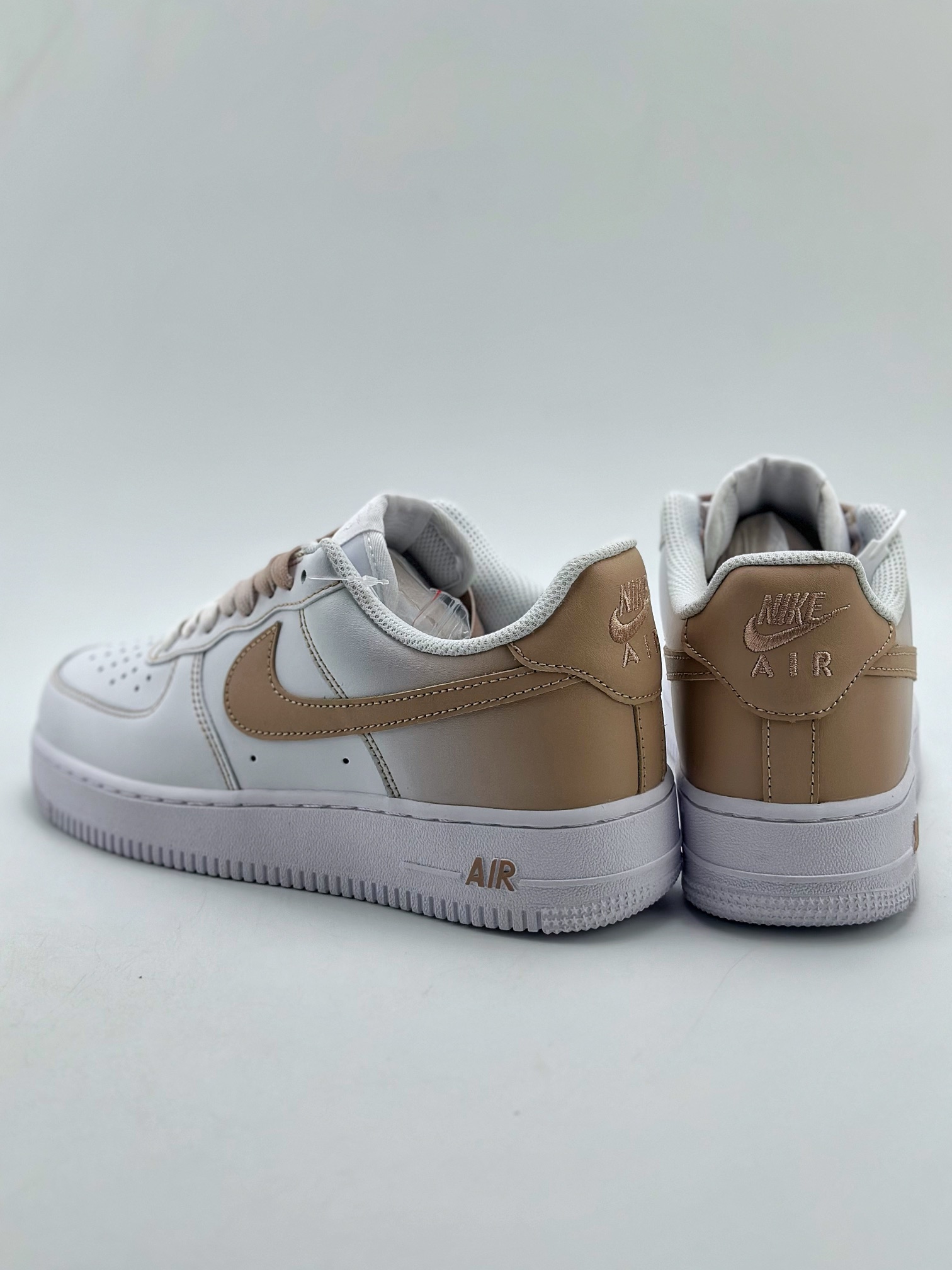 Nike Air Force 1 Low 07 渐变白咖 FN0366-104