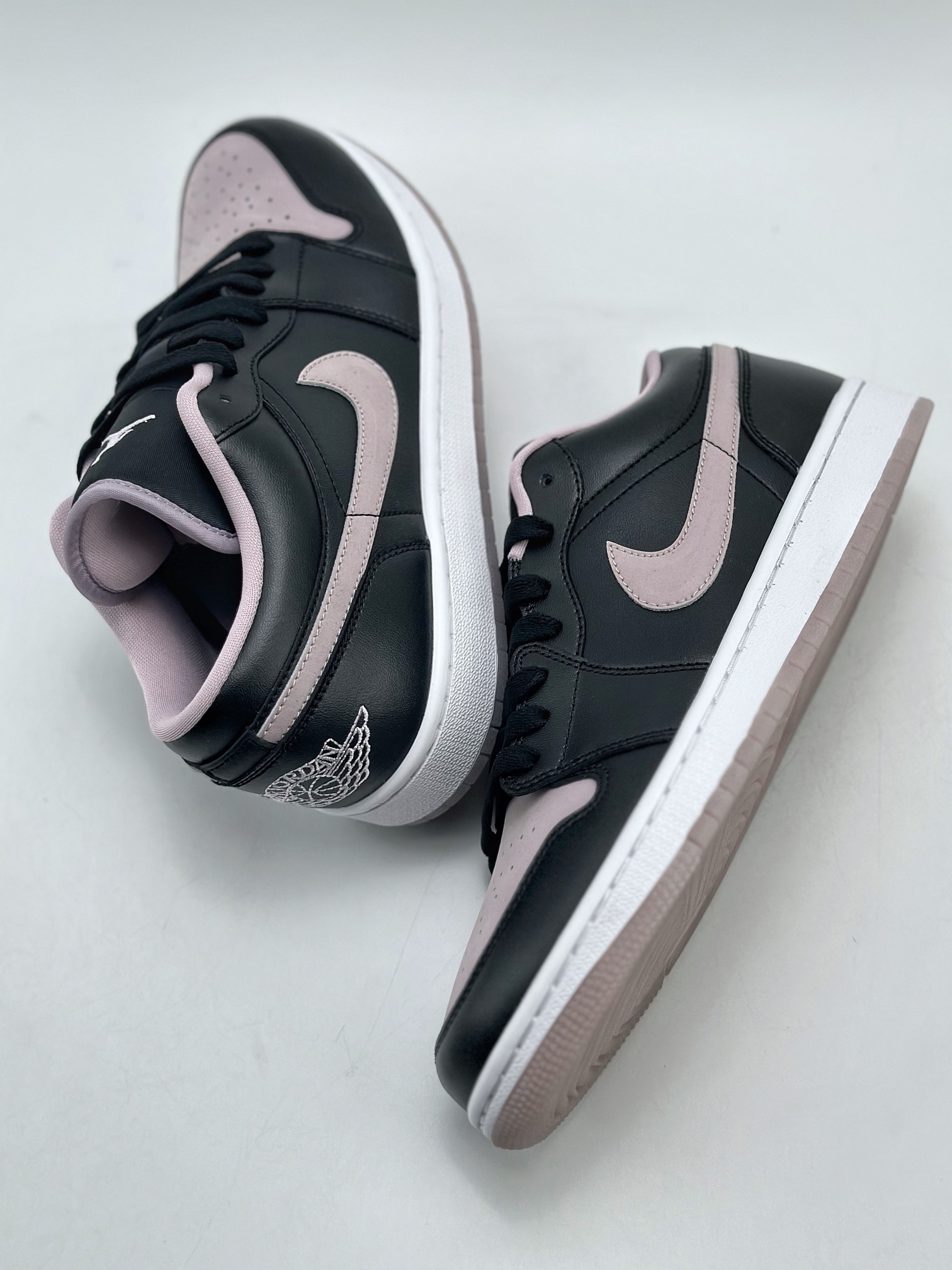 220 外贸版 Air Jordan 1 Retro Low SE 黑紫 DV1309-051