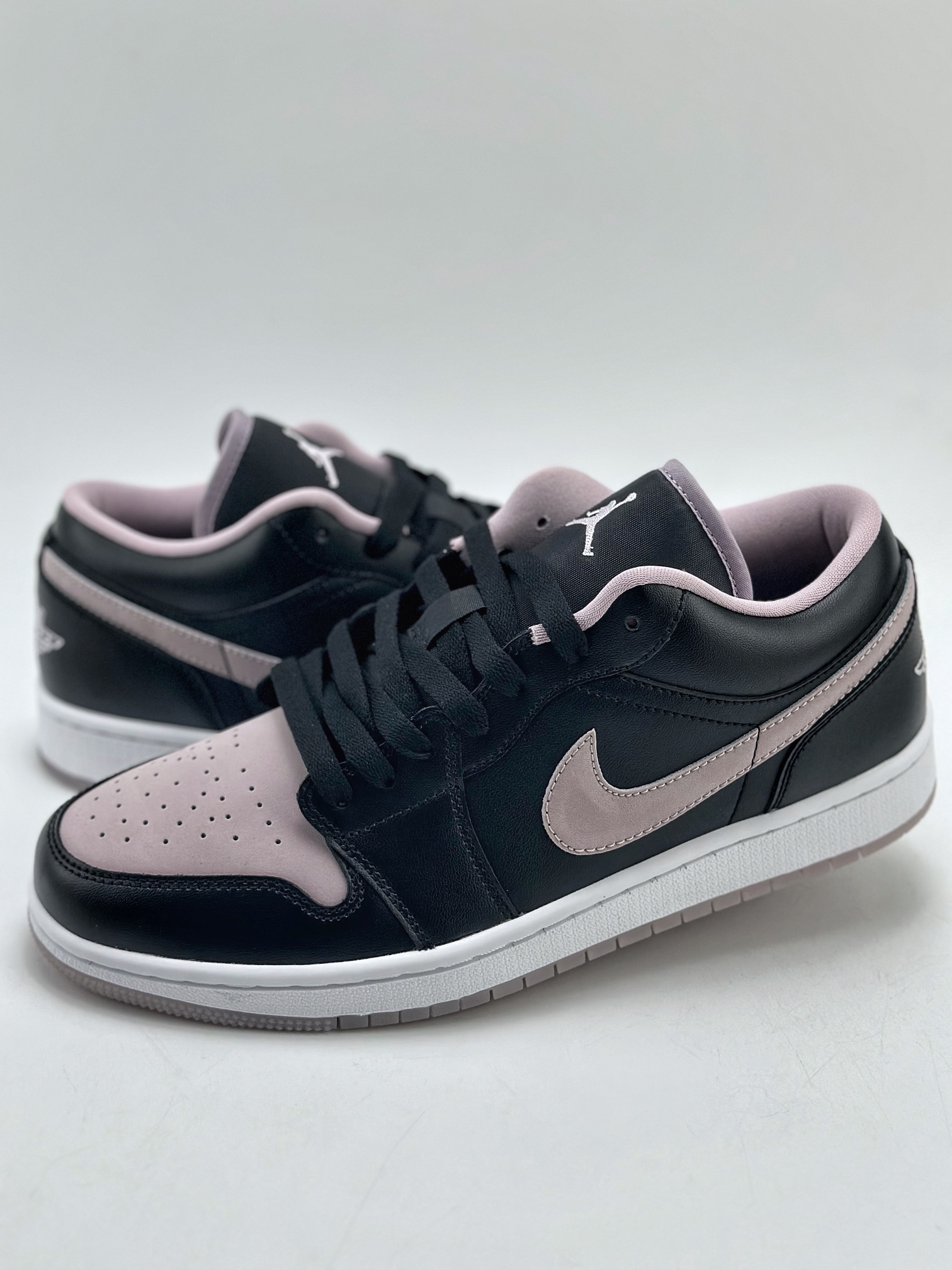 220 外贸版 Air Jordan 1 Retro Low SE 黑紫 DV1309-051