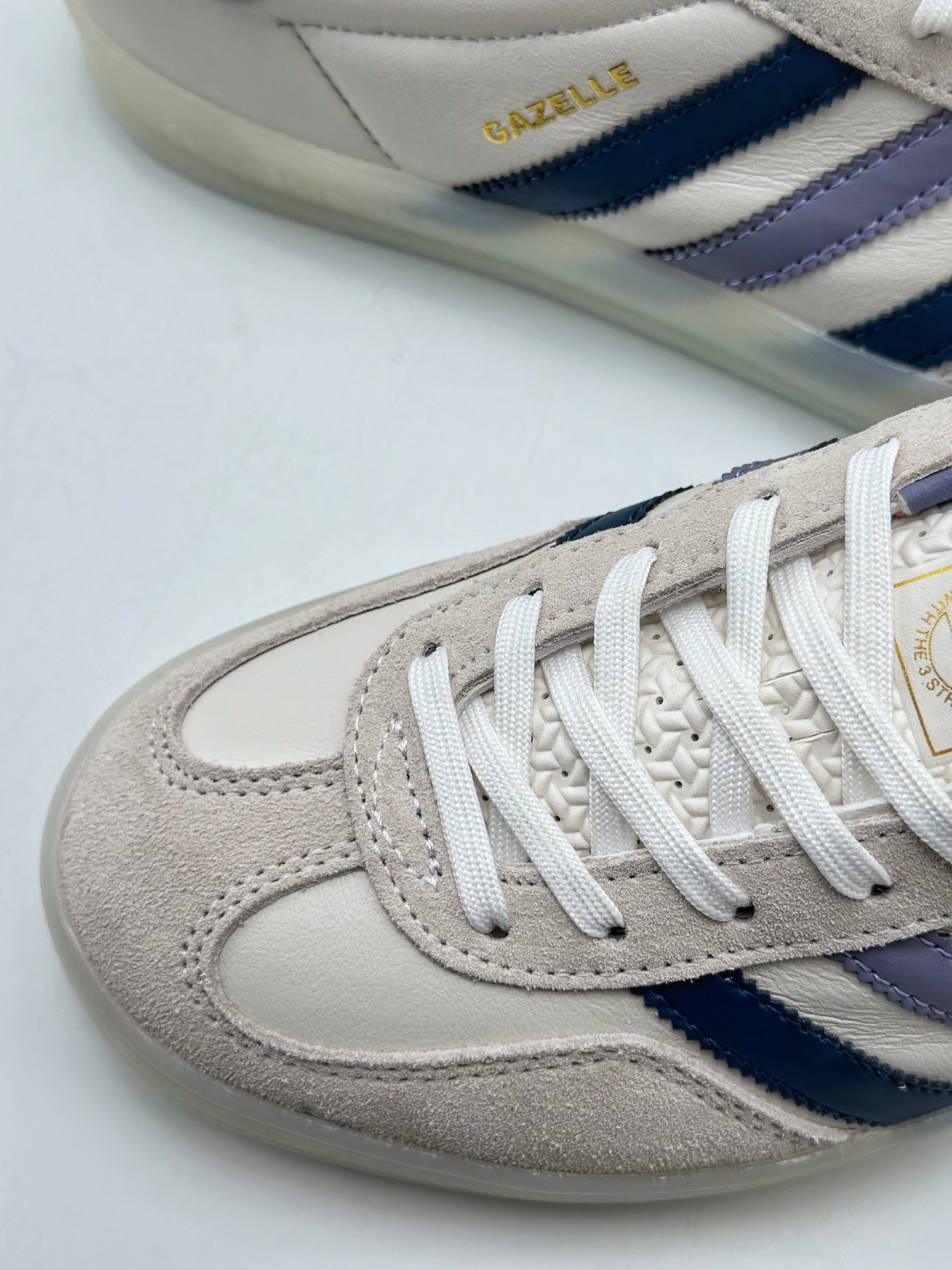 adidas Originals Gazelle INdoor 三叶草休闲防滑耐磨低帮板鞋  IG1643