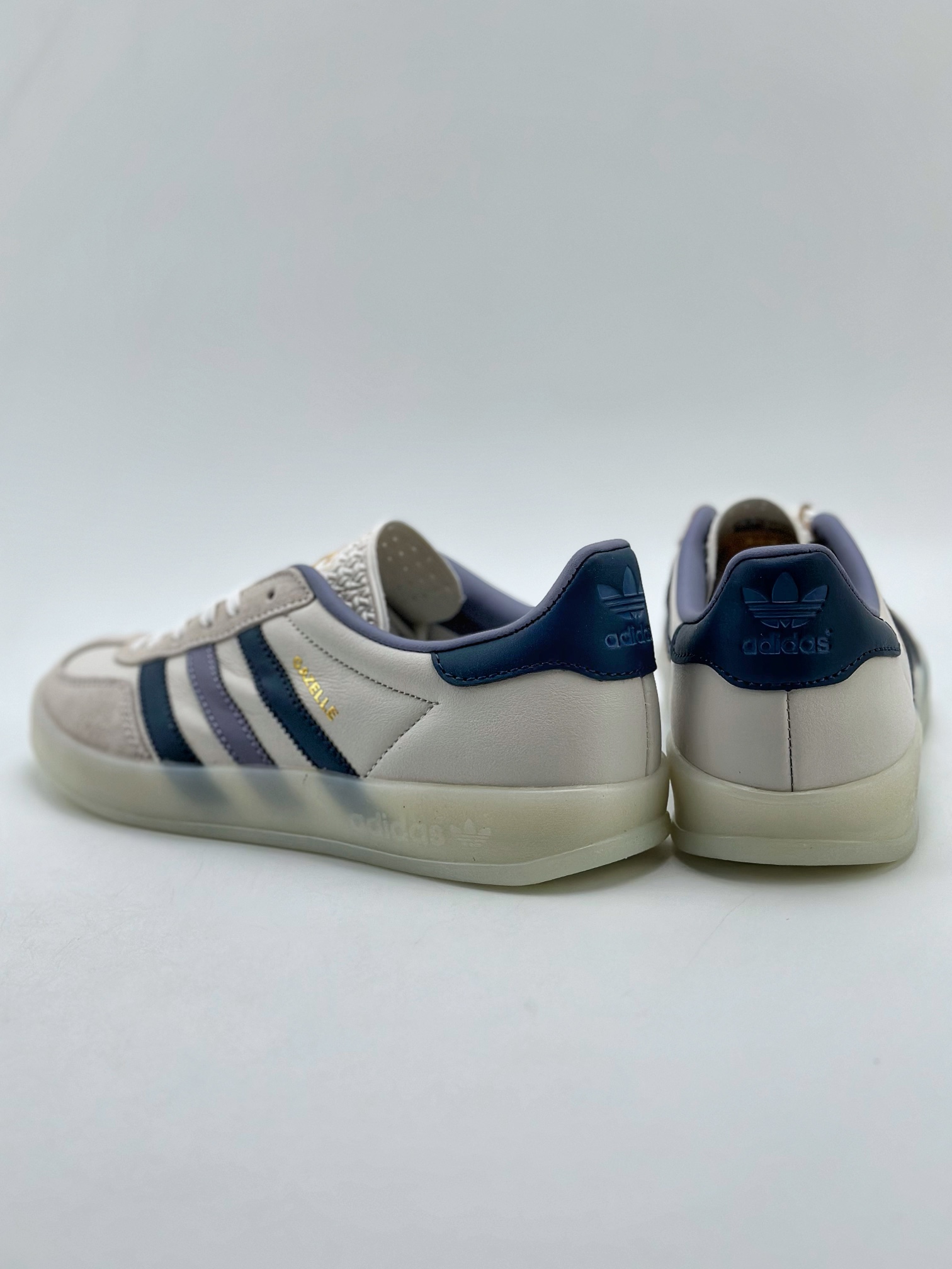 adidas Originals Gazelle INdoor 三叶草休闲防滑耐磨低帮板鞋  IG1643