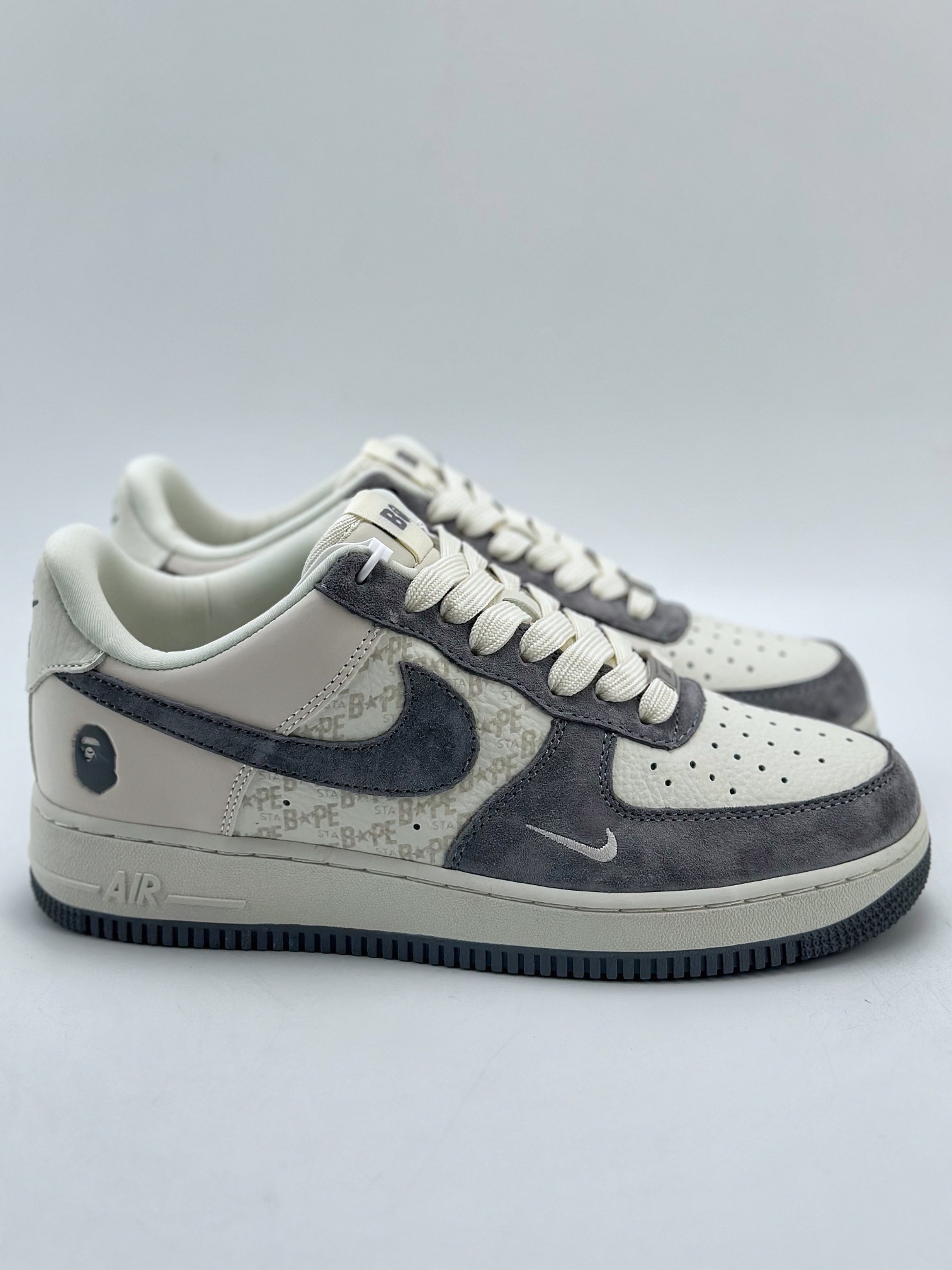 260 Nike Air Force 1 Low 07 x BAPE 白灰 BA8806-846