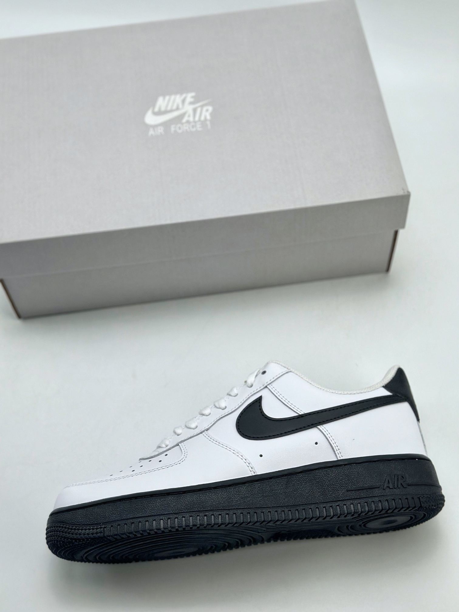 Nike Air Force 1 Low 07 白黑 CK7663-101