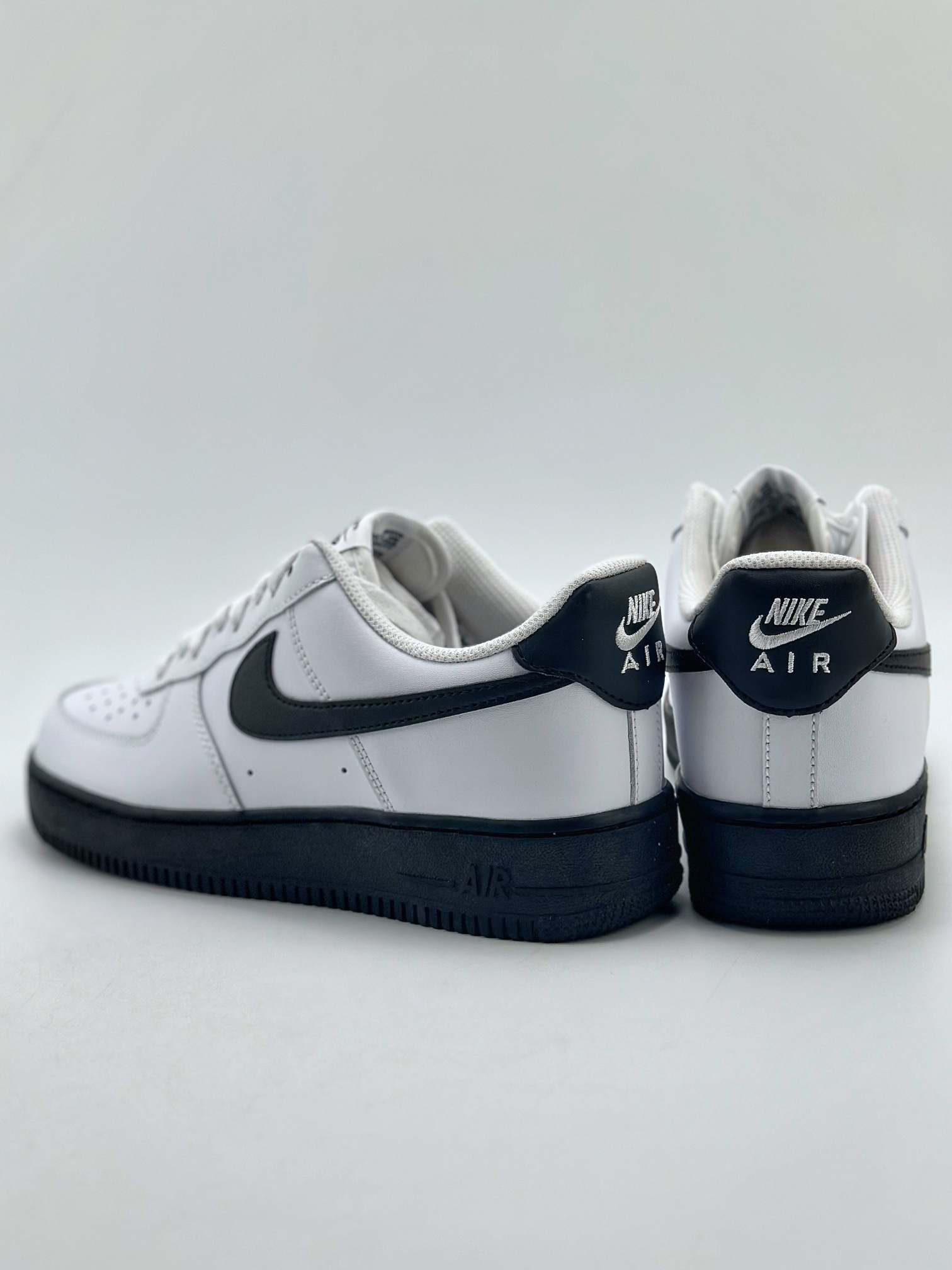 Nike Air Force 1 Low 07 白黑 CK7663-101