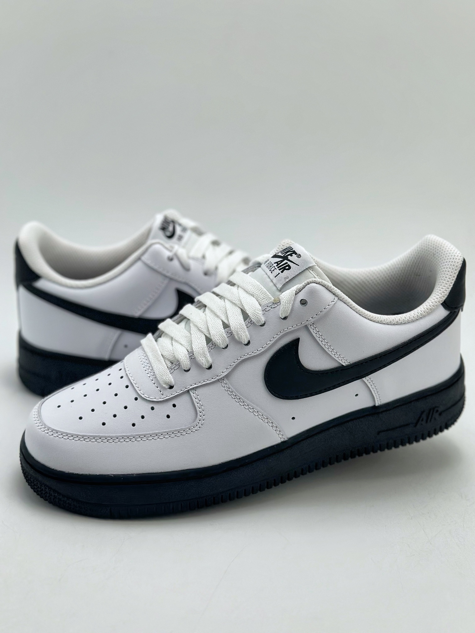 Nike Air Force 1 Low 07 白黑 CK7663-101