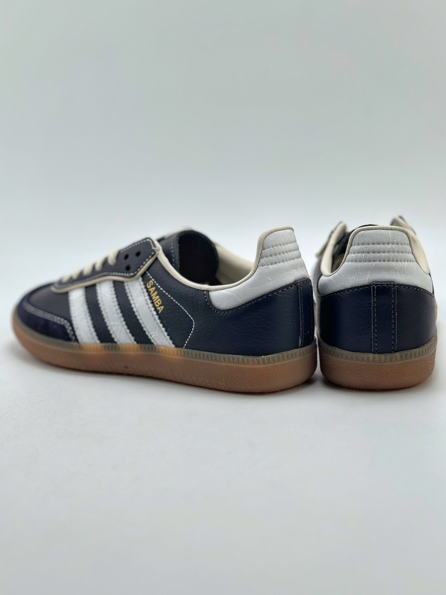 190 adidas originals Samba OG 紫白 IG6836