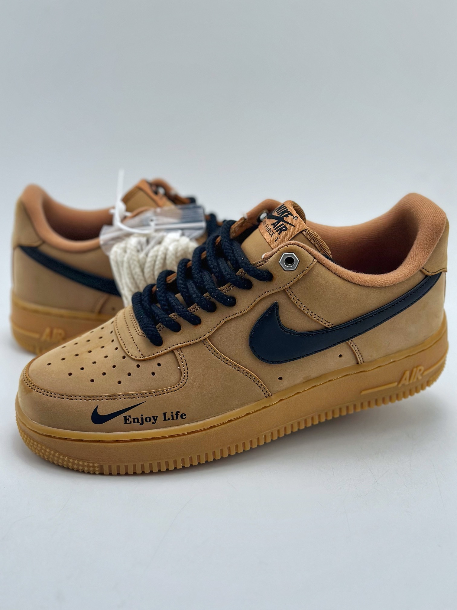 240 Nike Air Force 1 Low 07 FZ7372-200