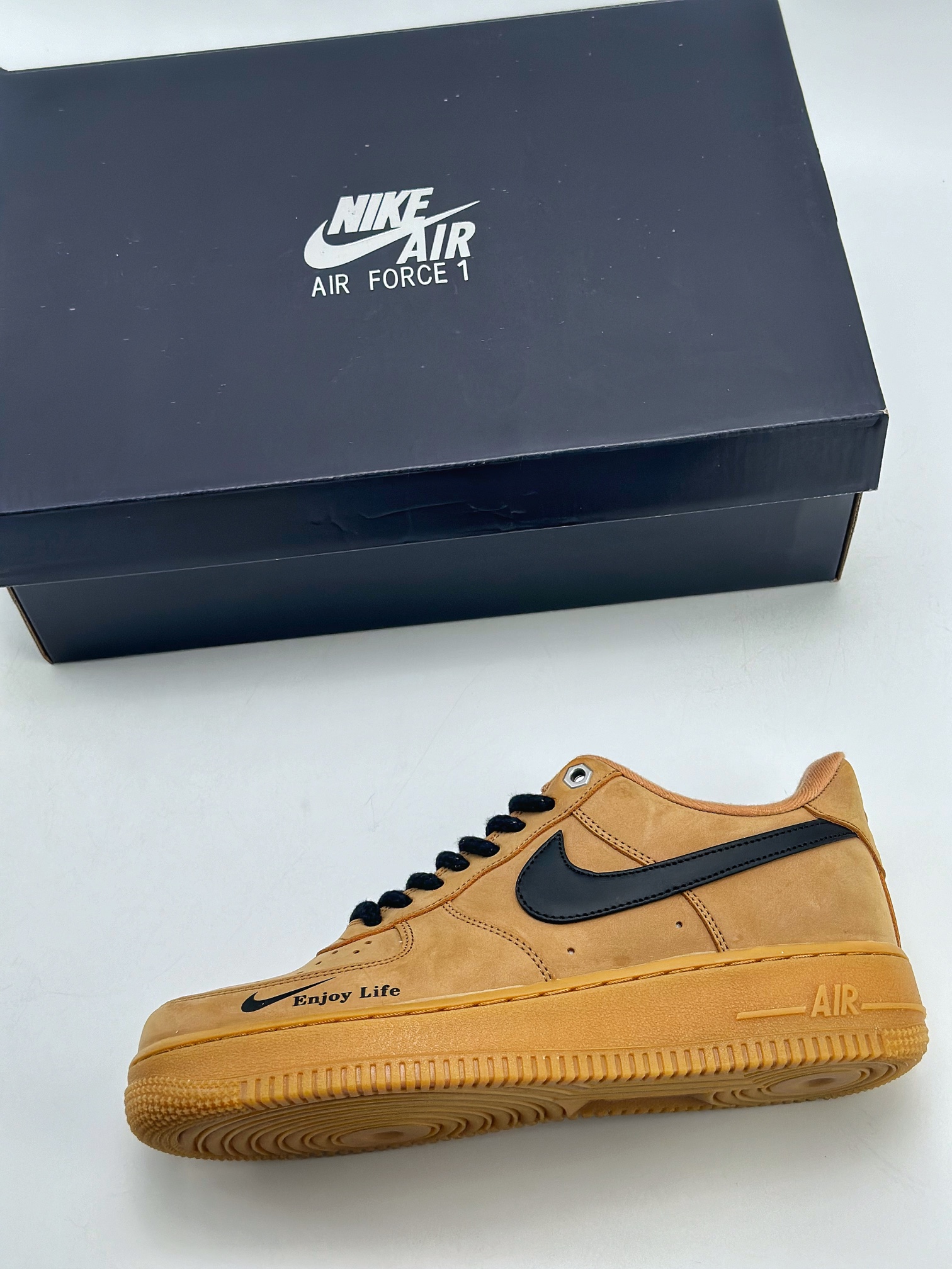 240 Nike Air Force 1 Low 07 FZ7372-200