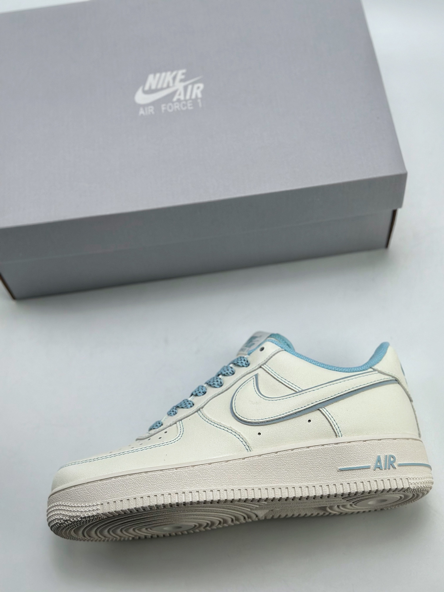 200 Nike Air Force 1 Low 07 白蓝缝线满天星 TB5636-122