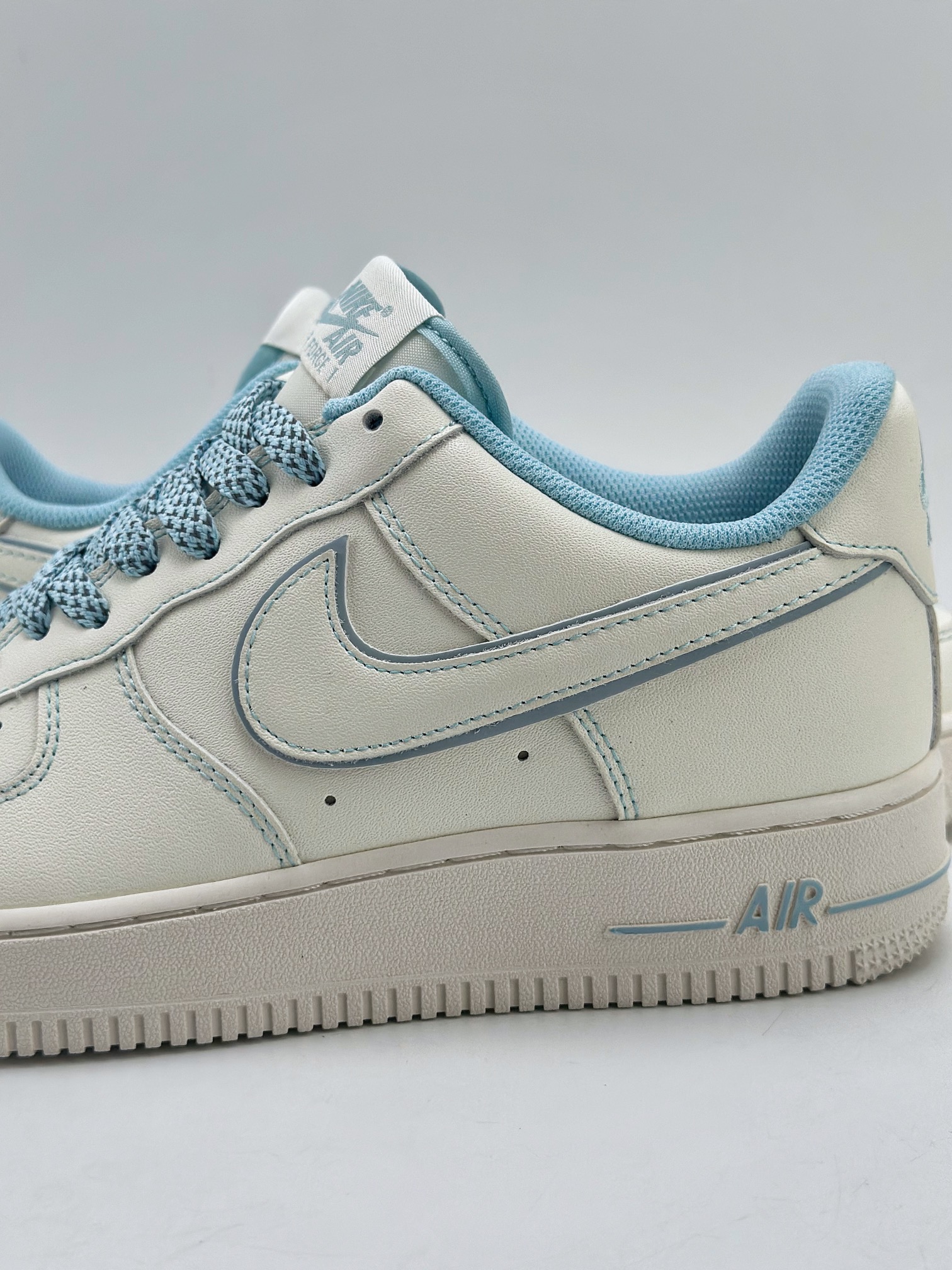 200 Nike Air Force 1 Low 07 白蓝缝线满天星 TB5636-122