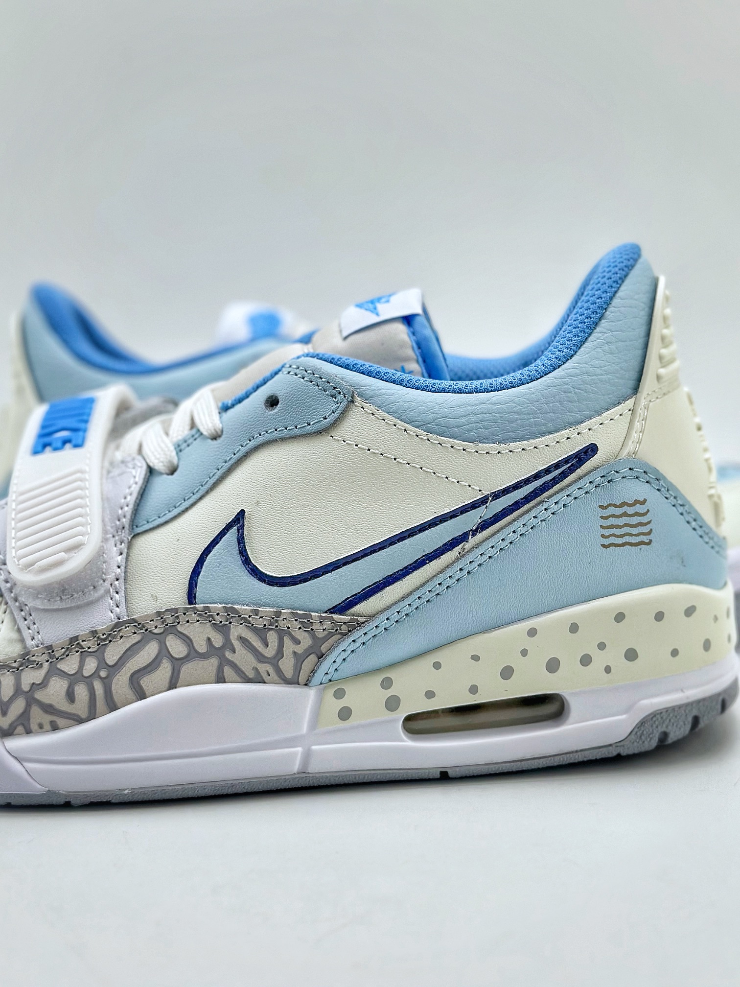 270 Air Jordan Legacy 312 Low 蓝耶饼干 白蓝  FJ7223-141