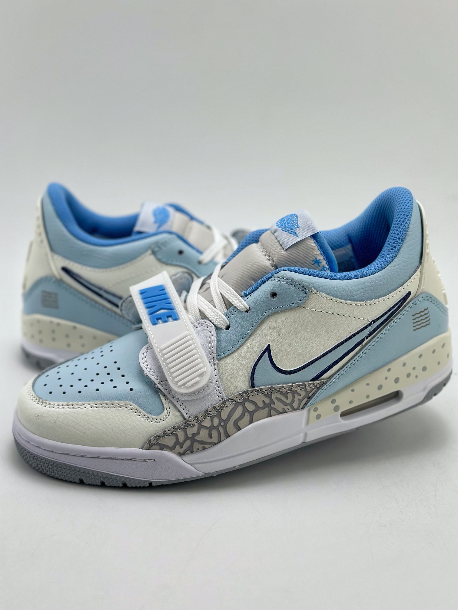 270 Air Jordan Legacy 312 Low 蓝耶饼干 白蓝  FJ7223-141