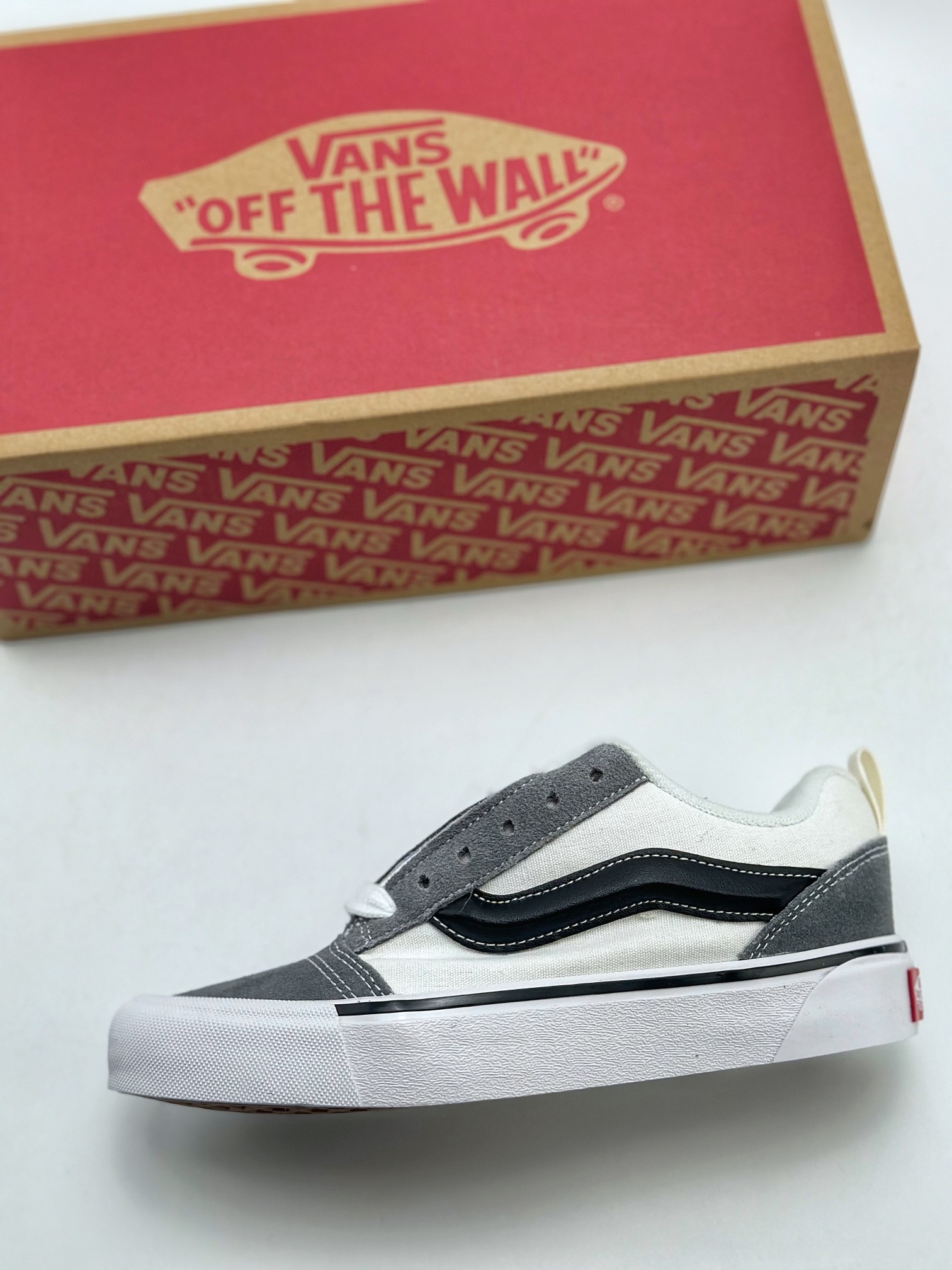 140 Vans Classics Knu Skool   雾霾灰面包鞋 Vans超火的土豆鞋