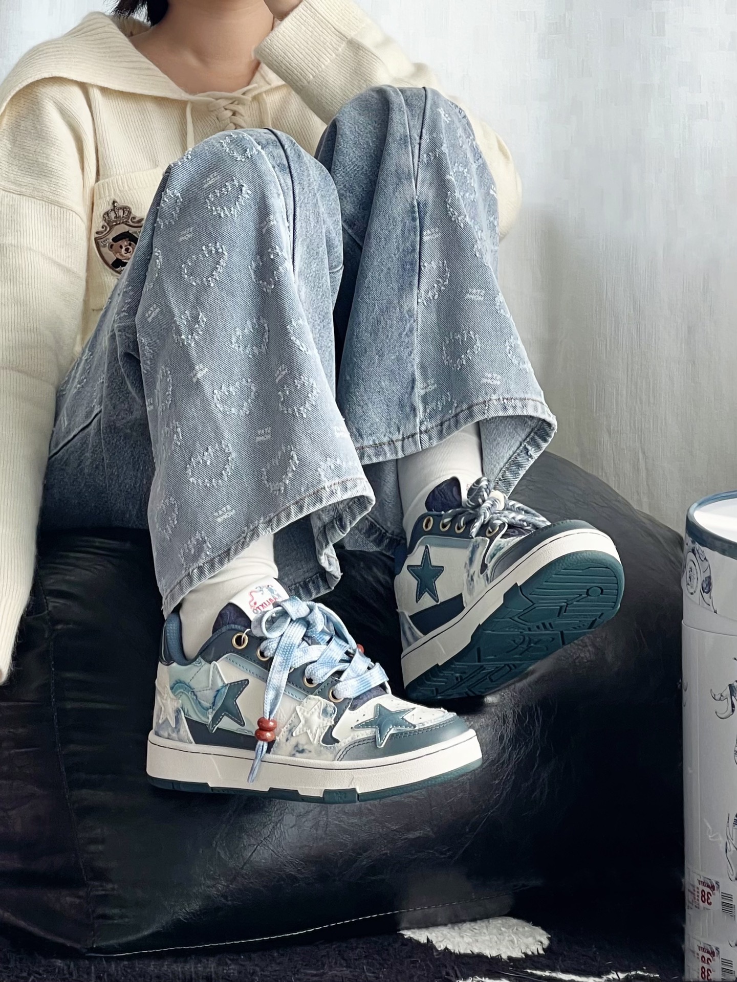 MiniCost Shoe 2