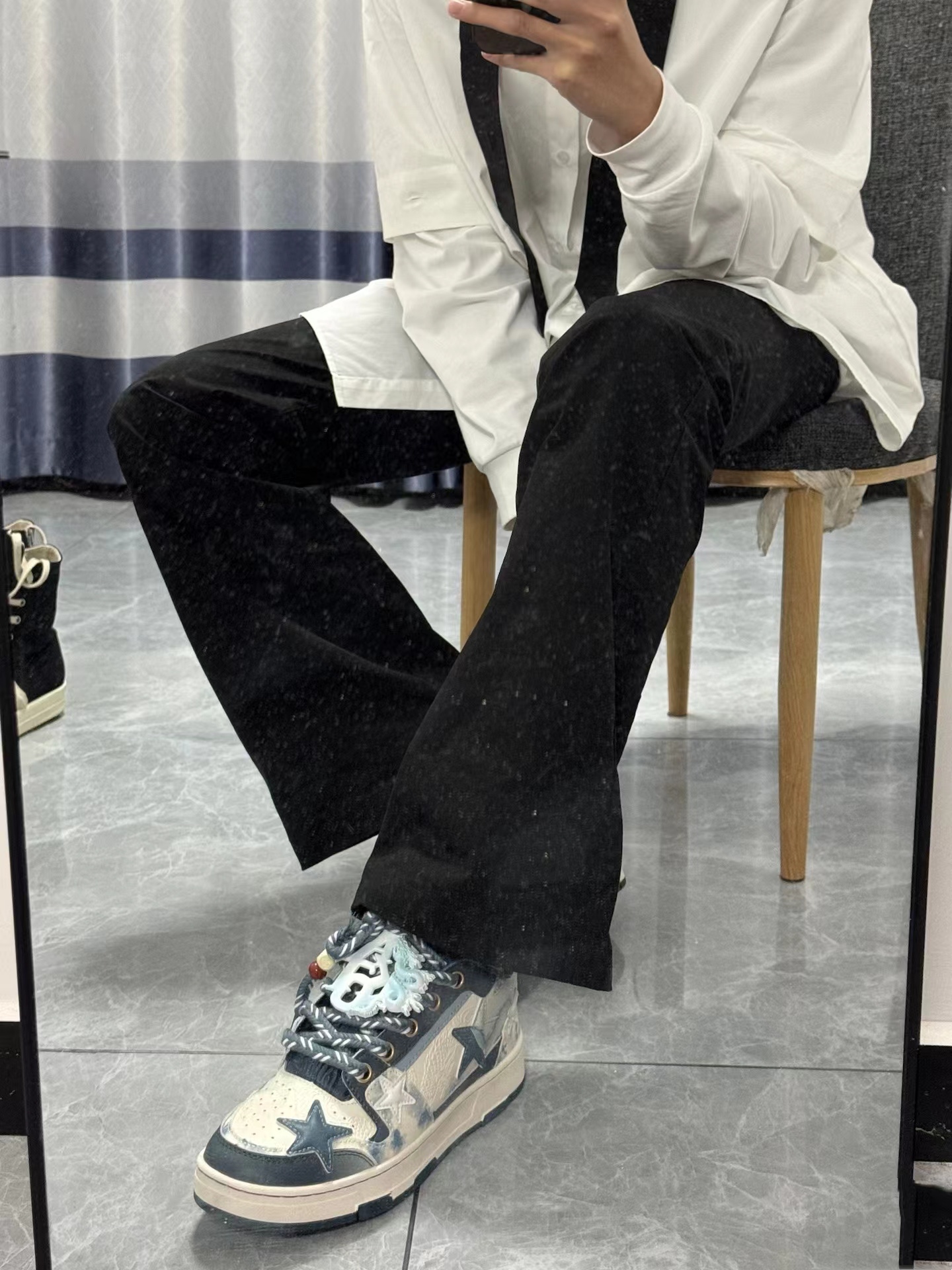 MiniCost Shoe 6