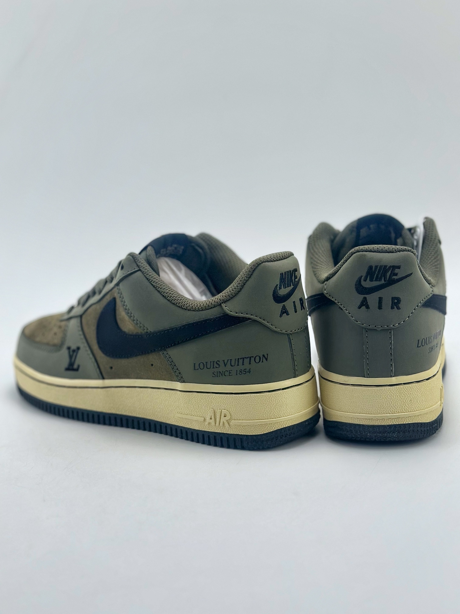 260 Nike Air Force 1 Low 07 x Louis Vuitton 军绿黑 BA8806-223