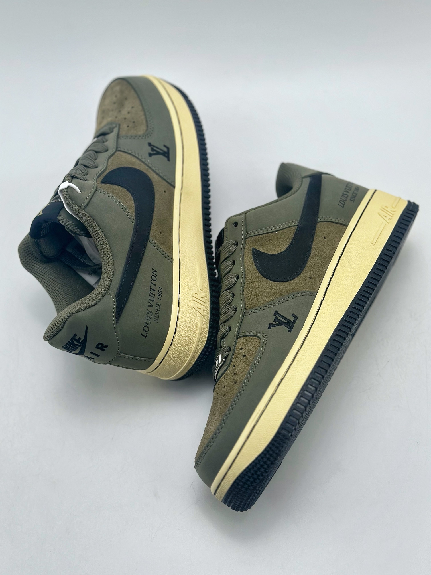 260 Nike Air Force 1 Low 07 x Louis Vuitton 军绿黑 BA8806-223