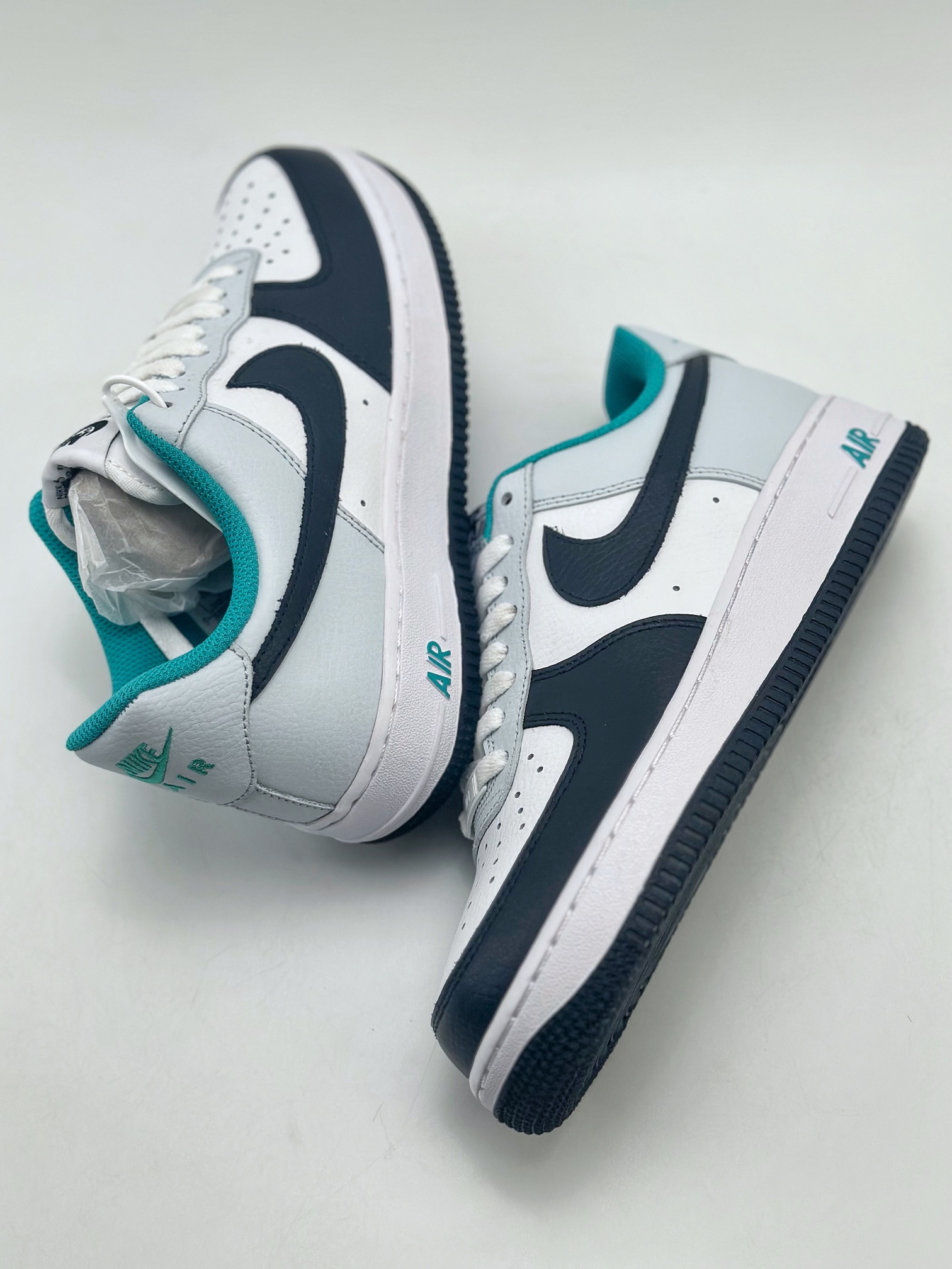 200 Nike Air Force 1 Low 07 白黑青 JH5778-985