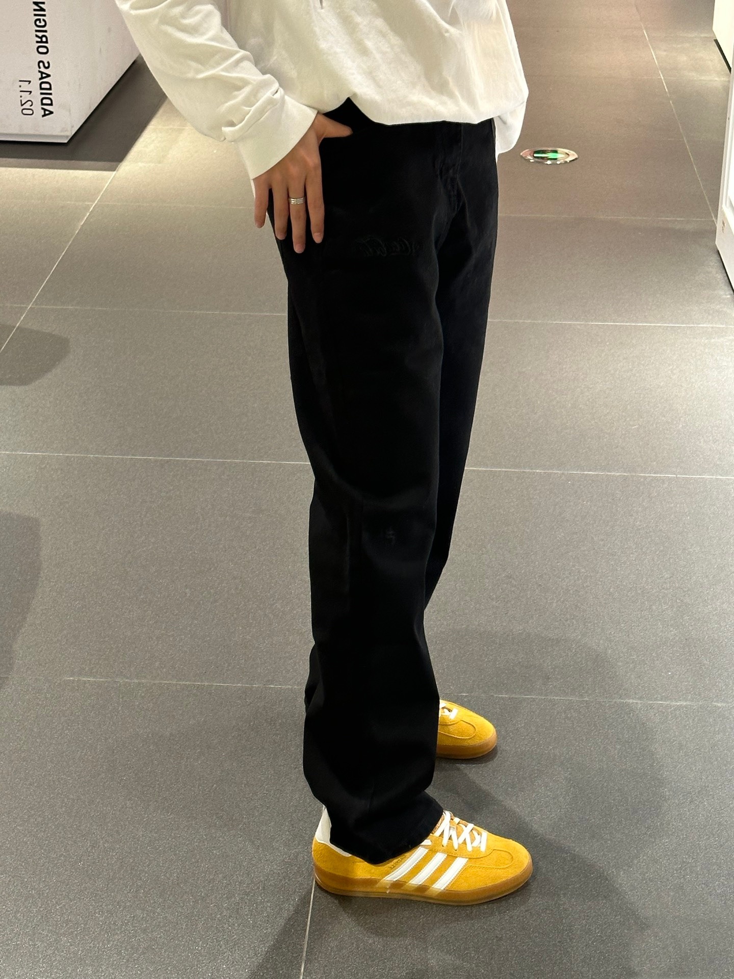 MiniCost Shoe 6