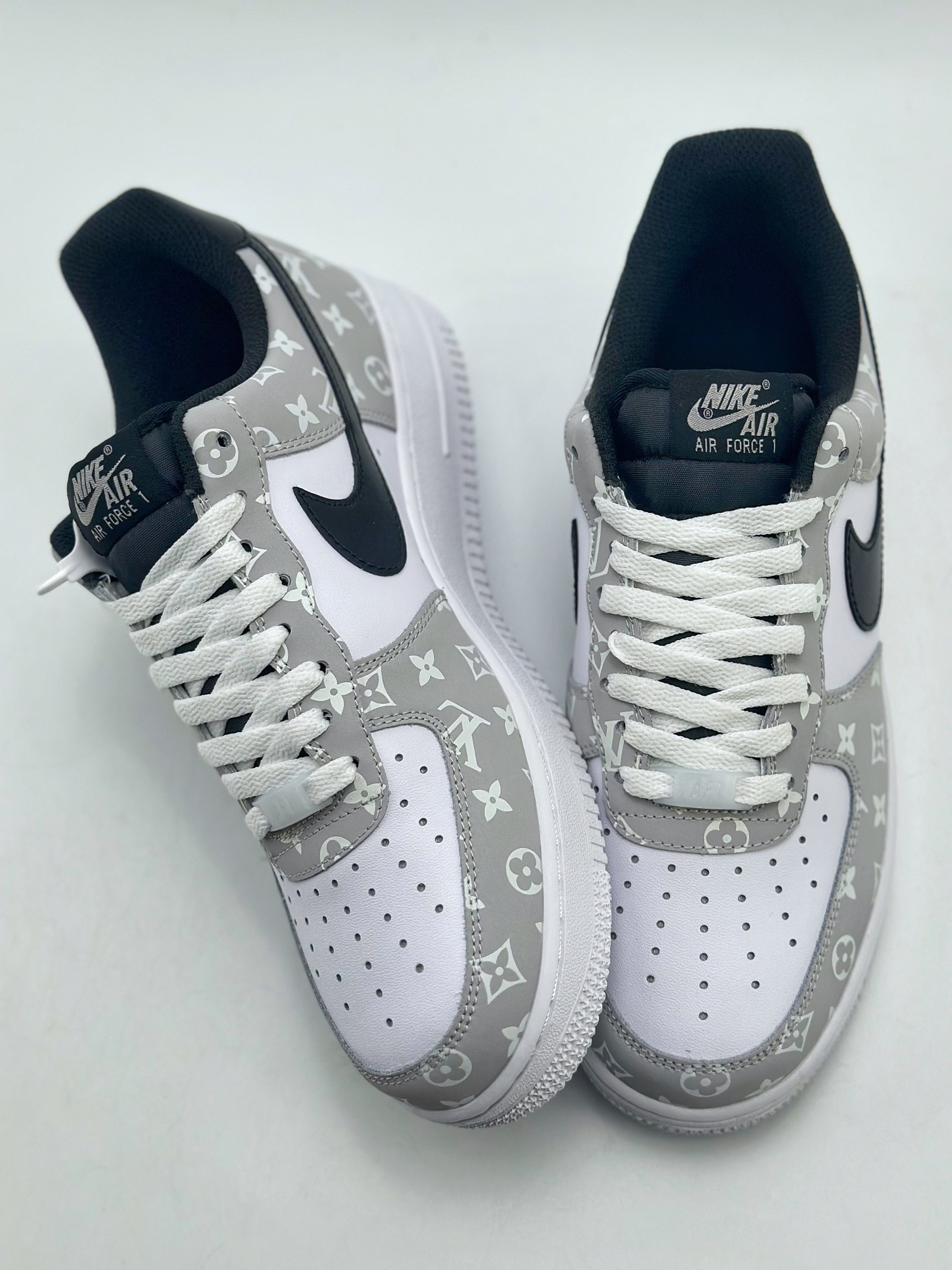 240 Nike Air Force 1 Low 07 x Louis Vuitton 白灰印花 BQ8988-108