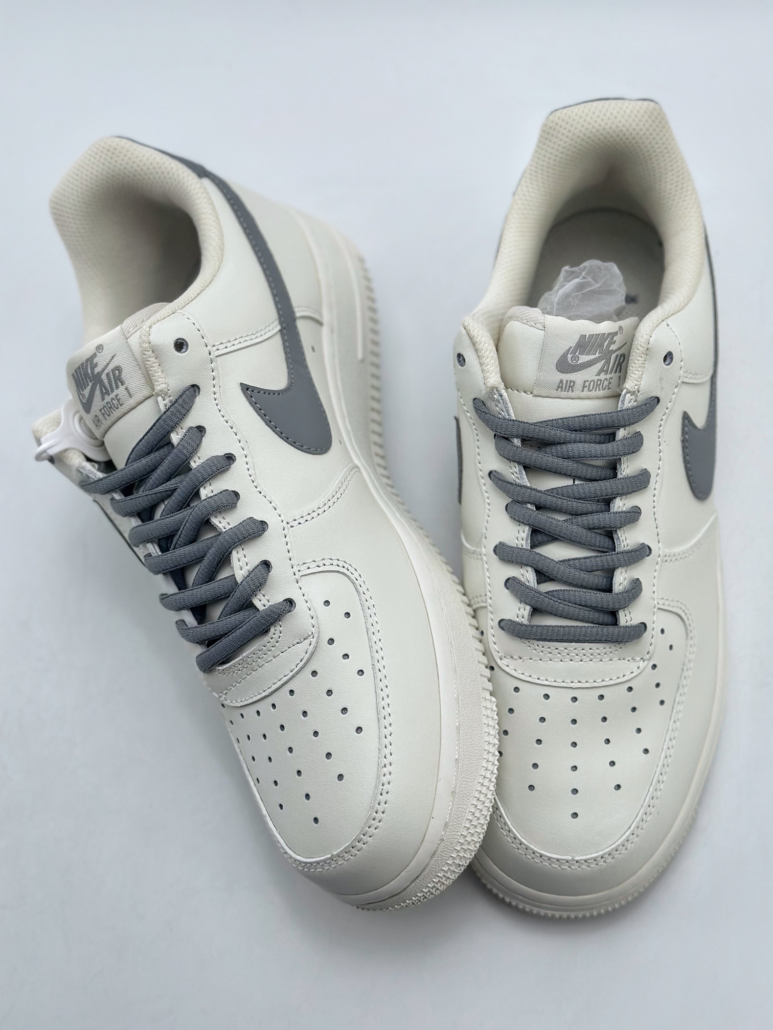 200 Nike Air Force 1 Low 07 米白烟灰 CQ5059-222