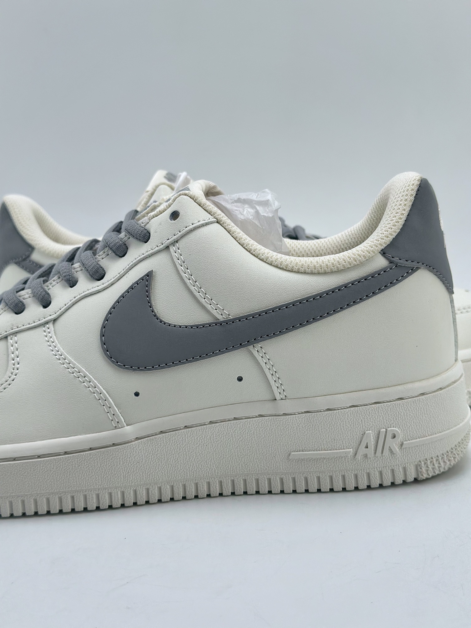 200 Nike Air Force 1 Low 07 米白烟灰 CQ5059-222