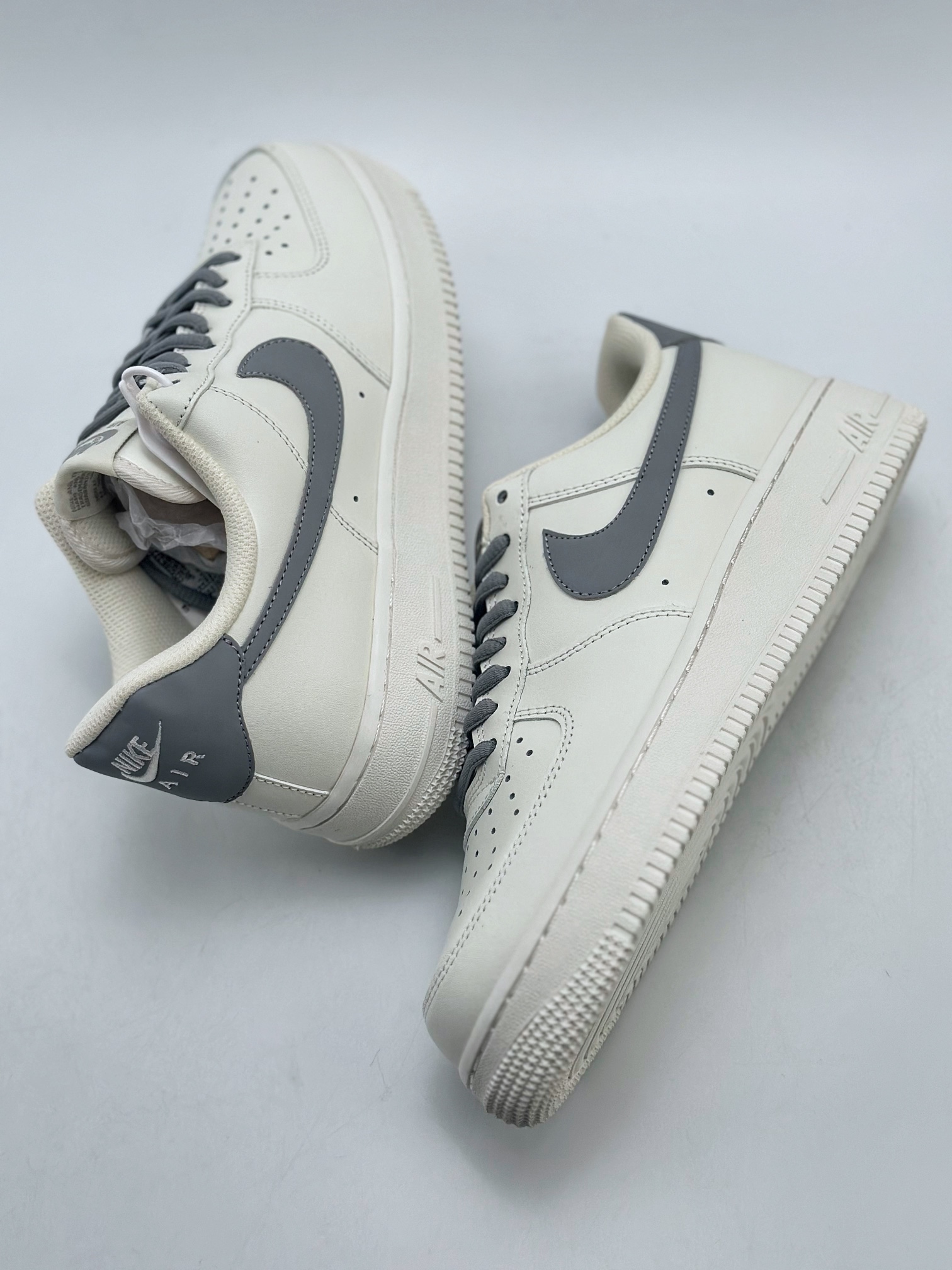 200 Nike Air Force 1 Low 07 米白烟灰 CQ5059-222