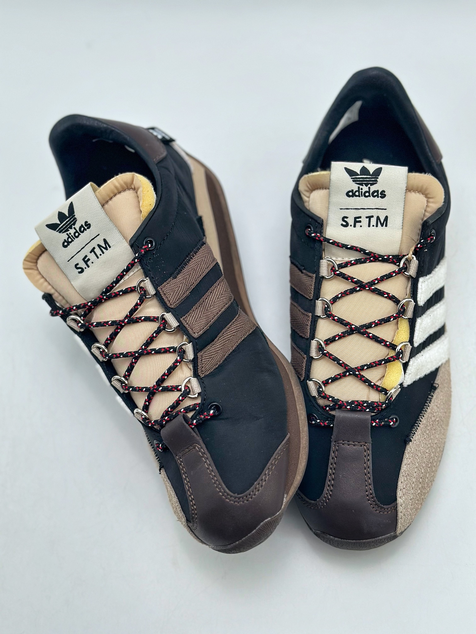 240 Adidas originals Shadow turf x Song For The Mute 黑白棕 ID3546