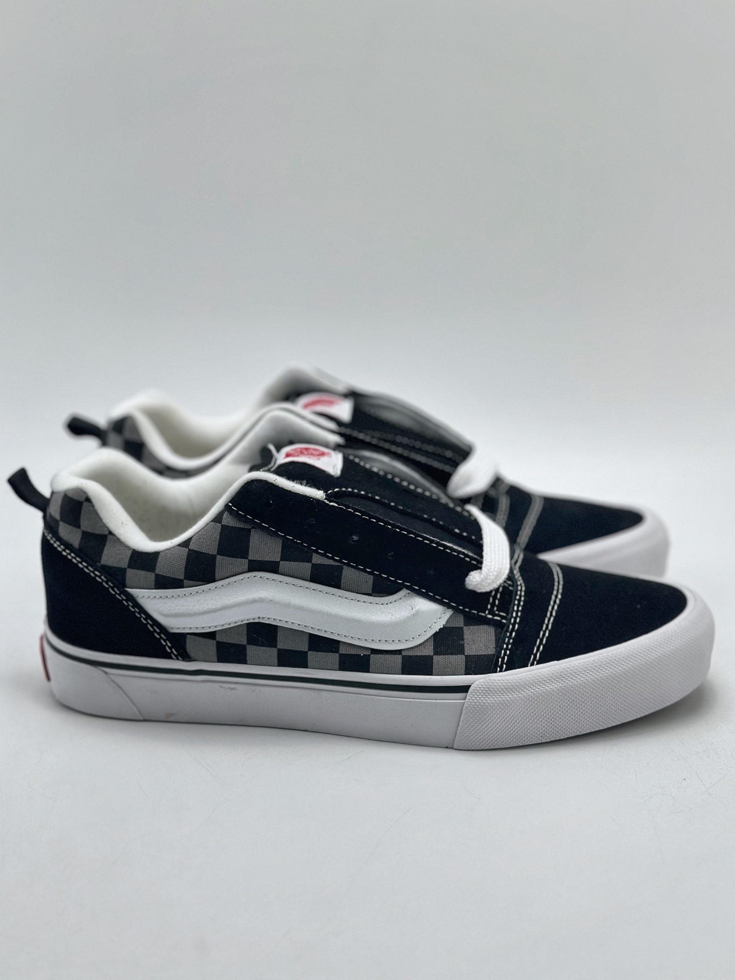 150 Vans Classics Knu Skool 面包鞋 范斯官方 经典黑灰格棋盘格面包鞋