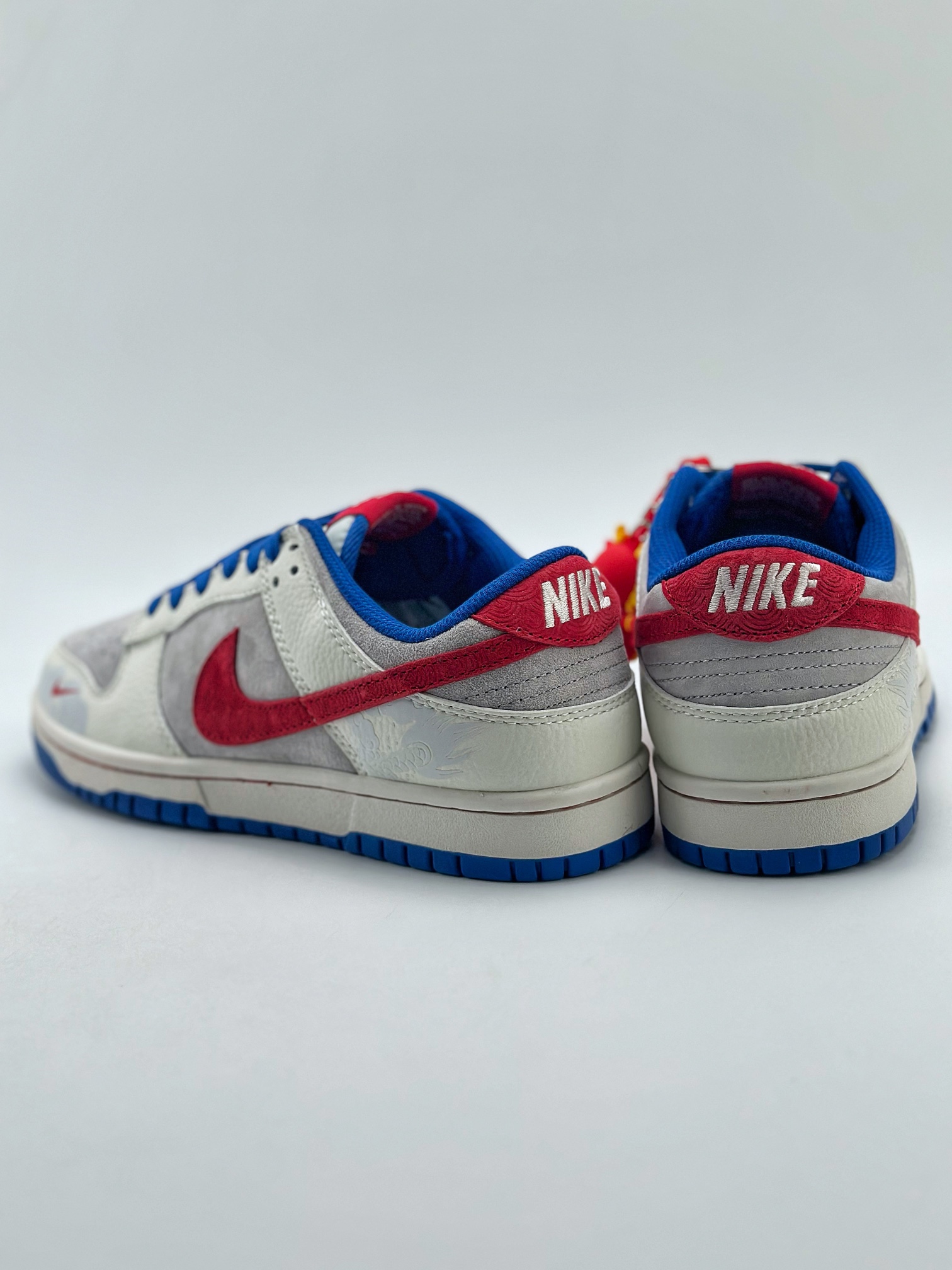 280 Nike SB Dunk Low 中国年限定 红福齐天 白蓝红 CR8033-504