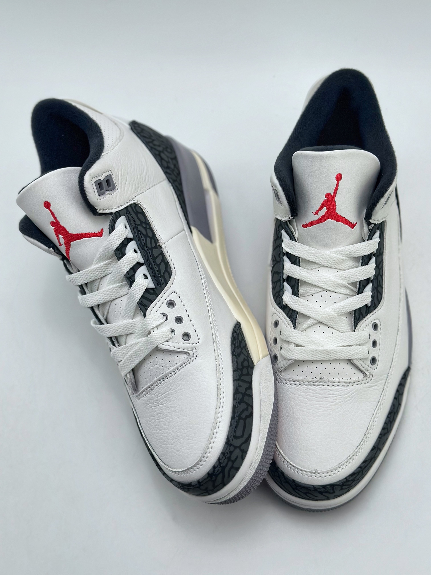 320 Air Jordan 3 Retro 白灰 潮流复古篮球鞋 CT8532-106