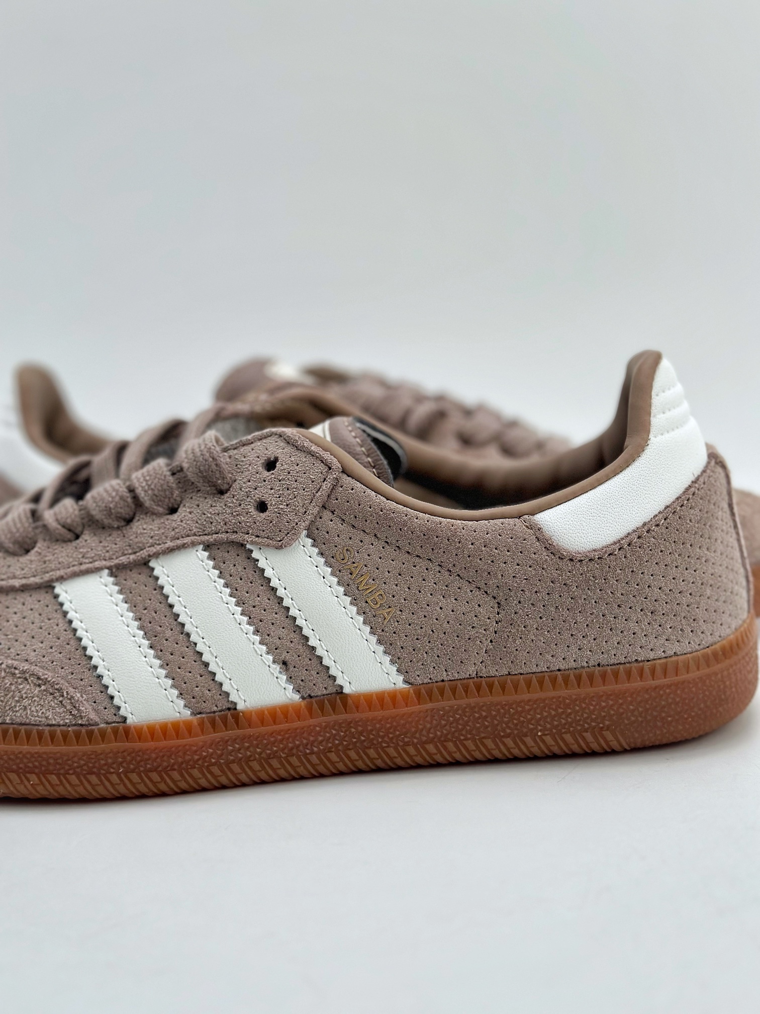 150 adidas originals Samba OG 棕白  HP7903