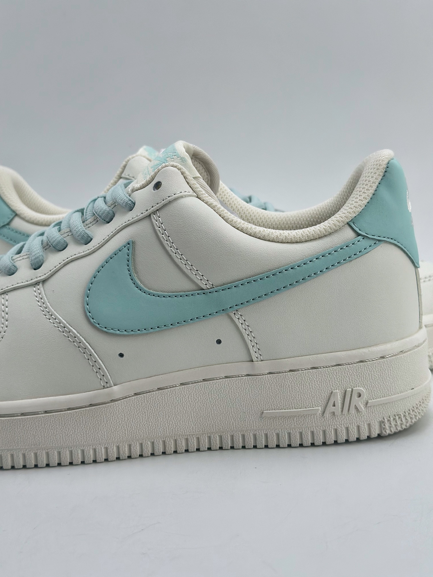 Nike Air Force 1 Low 07 White Jade Green CQ5059-226