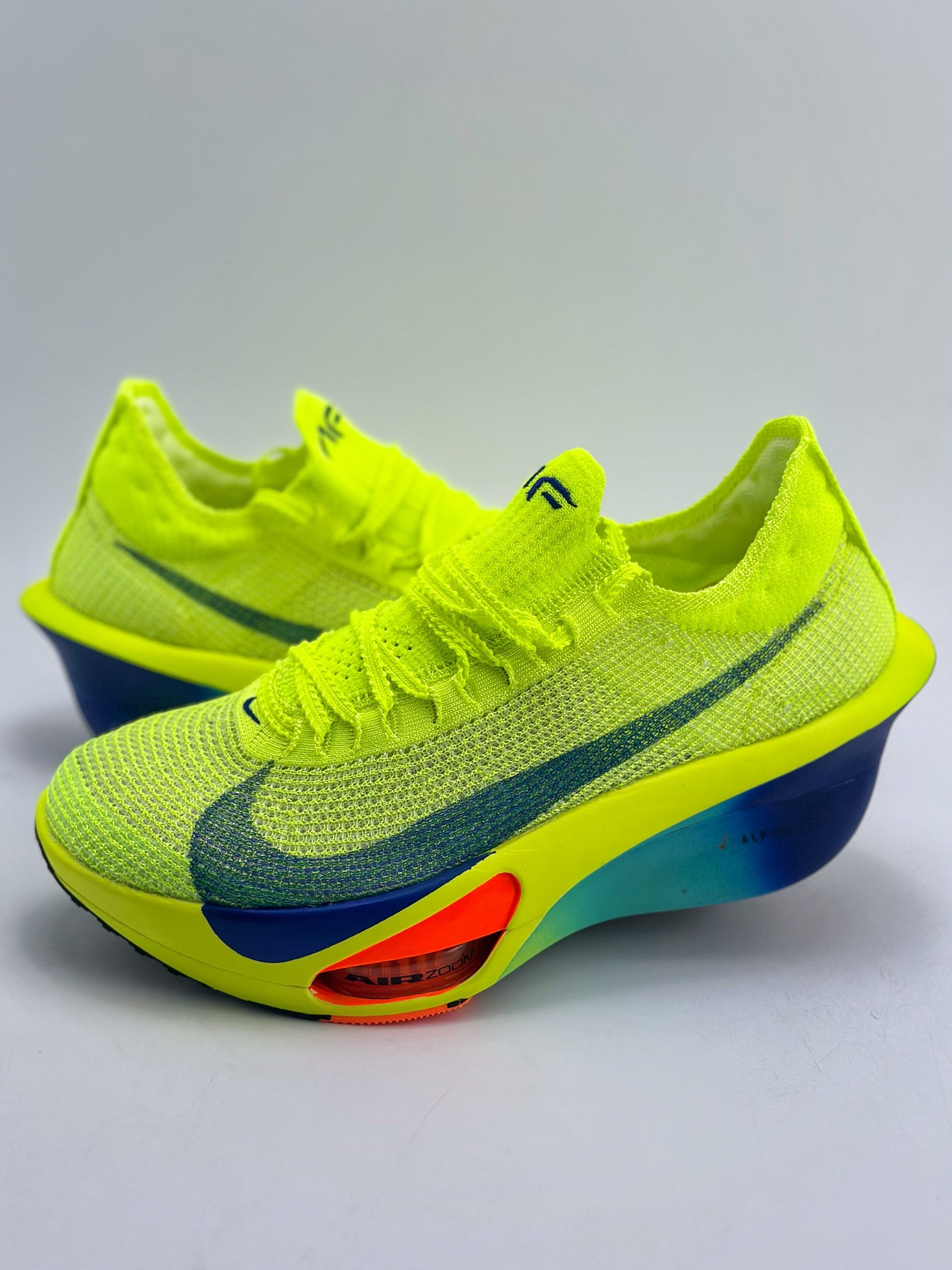 300 耐克Nike Air Zoom Alphafly Next% 3 Proto “Volt Aqua”阿尔法飞行3代系列马拉松轻量超跑竞速运动慢跑鞋 FD8311-700