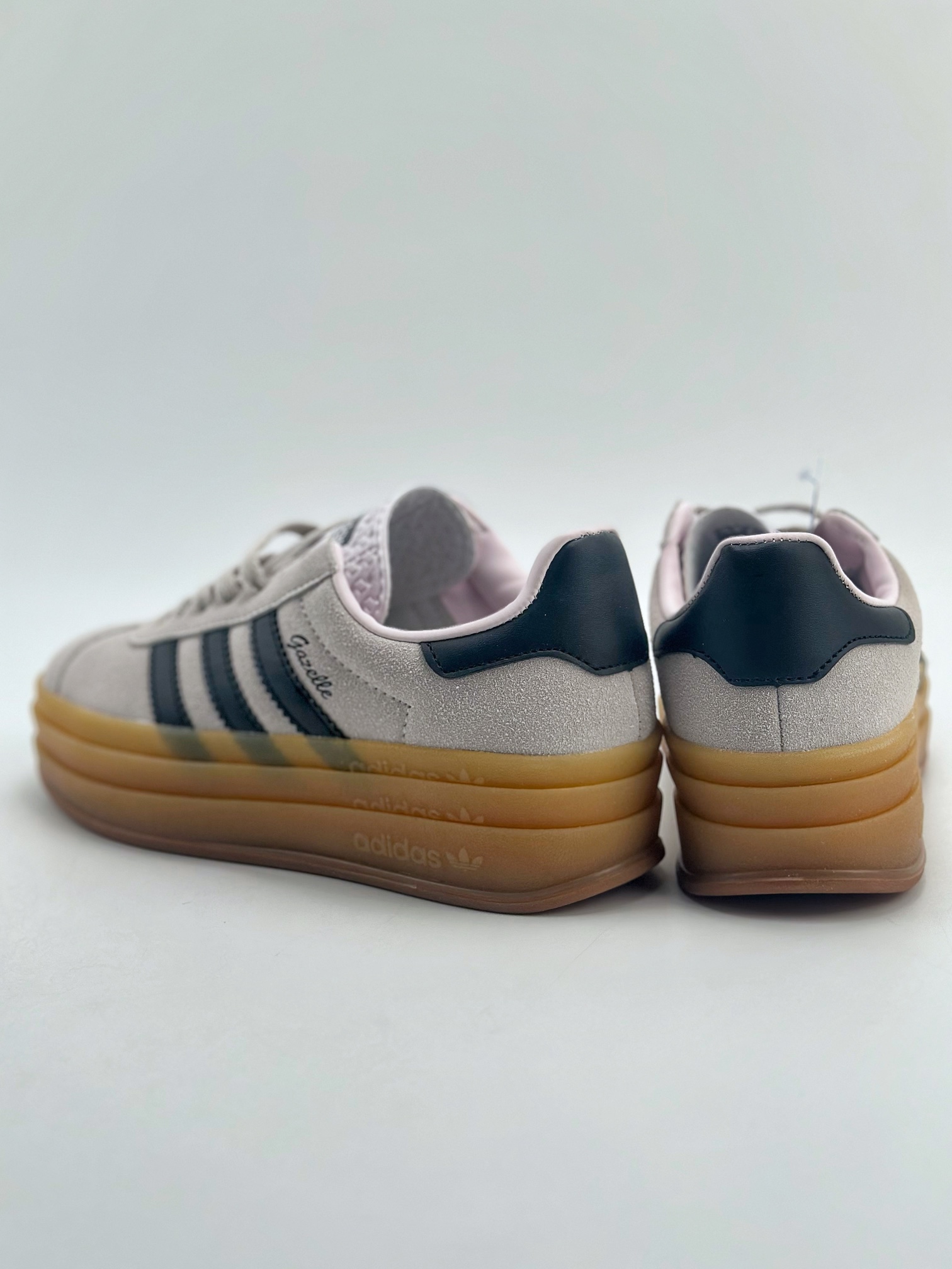 130 AD Originals Gazelle Bold W 三层底低帮耐磨厚底增高板鞋 IE0429