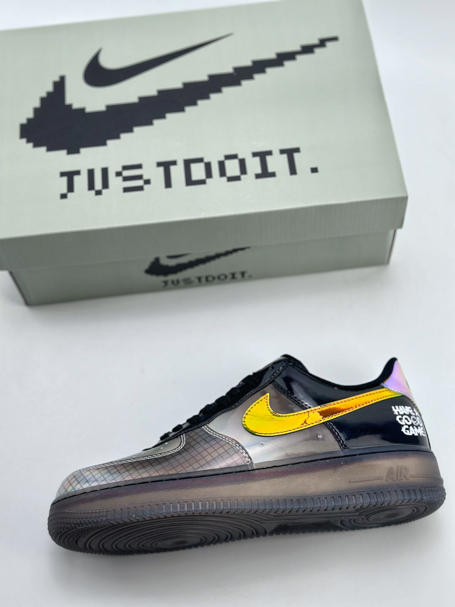 260 Nike Air Force 1 Low 07 "Hyperflat Black and Multi-Color" 镭射 XL2402-222