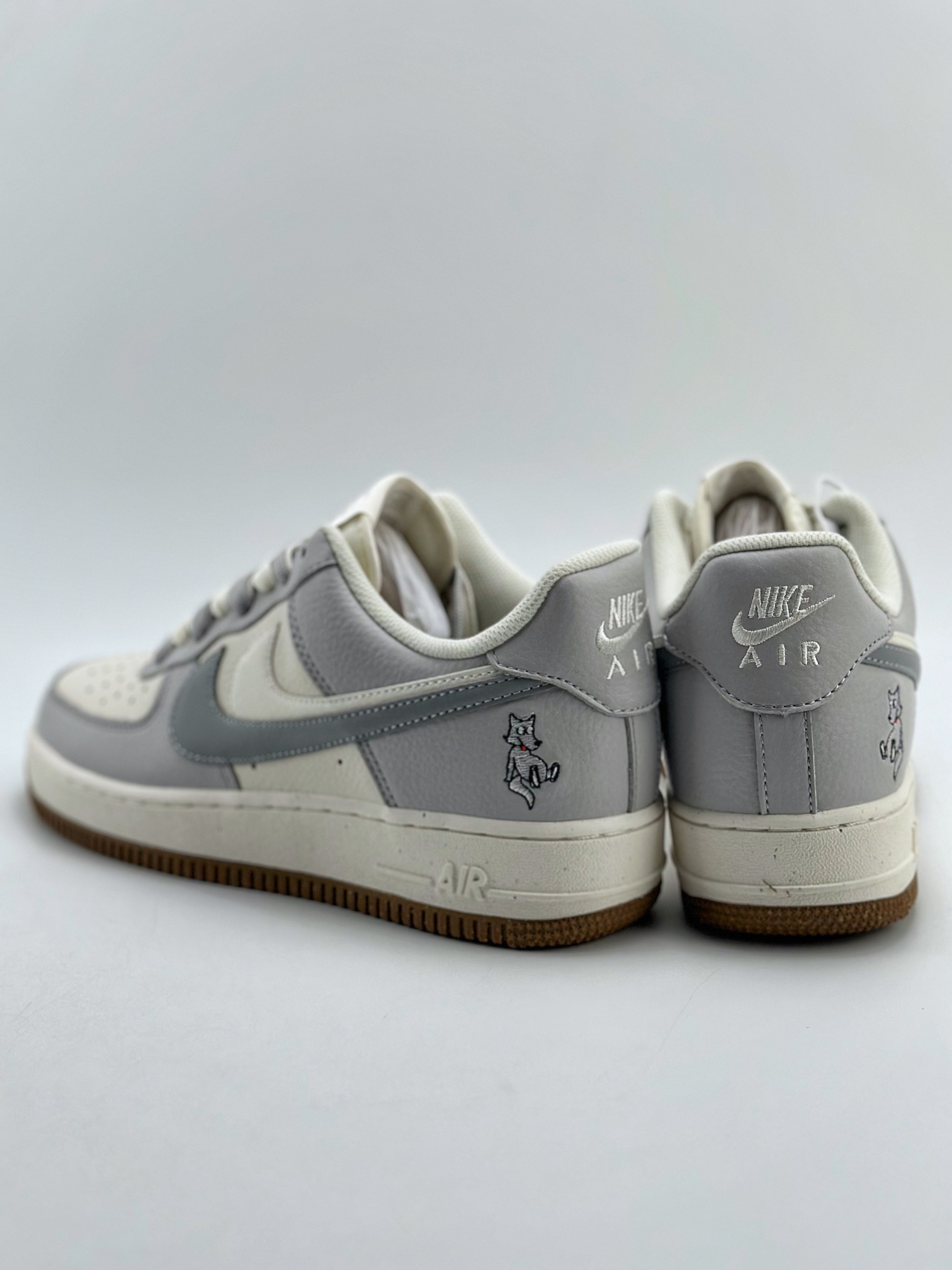 200 Nike Air Force 1 Low 07 灰白双钩 CC2569-088